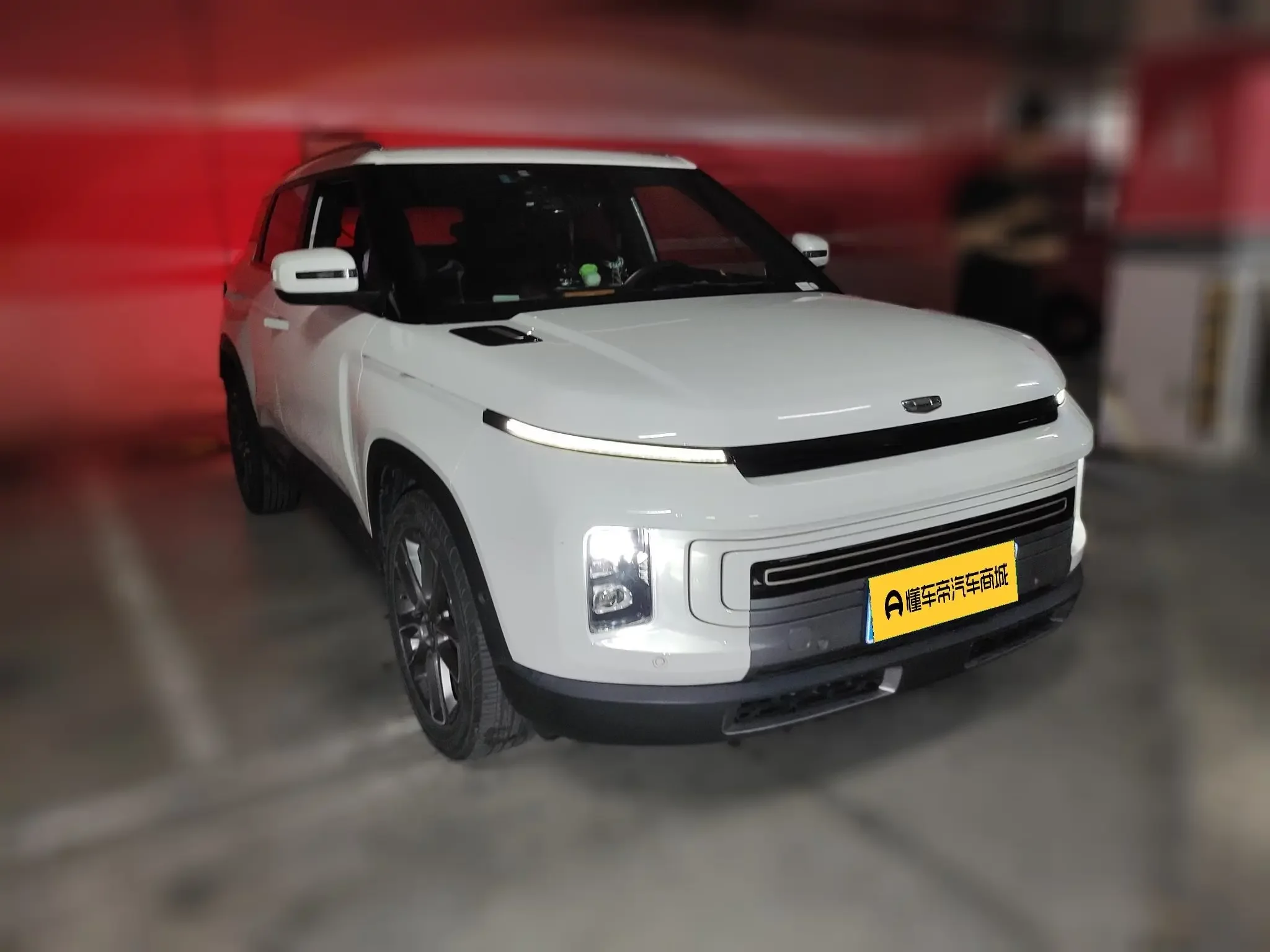 Geely ICON