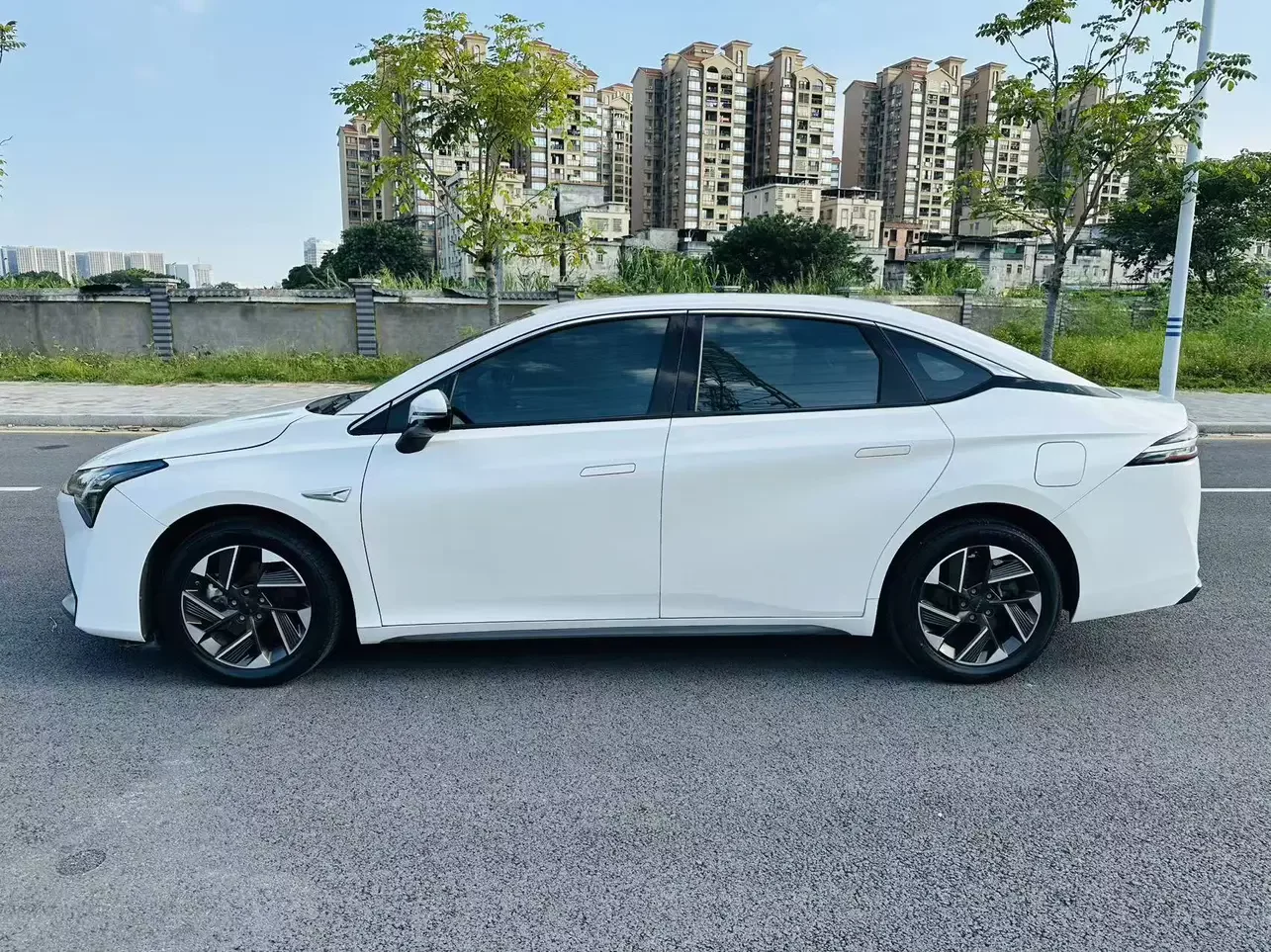 GAC AION S