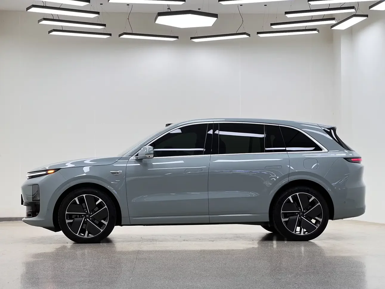 Lixiang L6