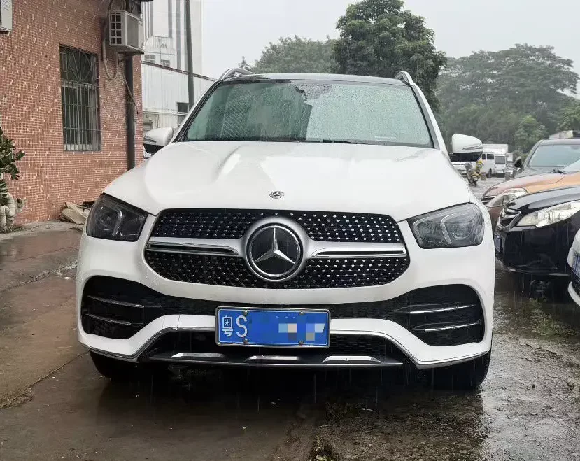Mercedes-Benz GLE (Imported)