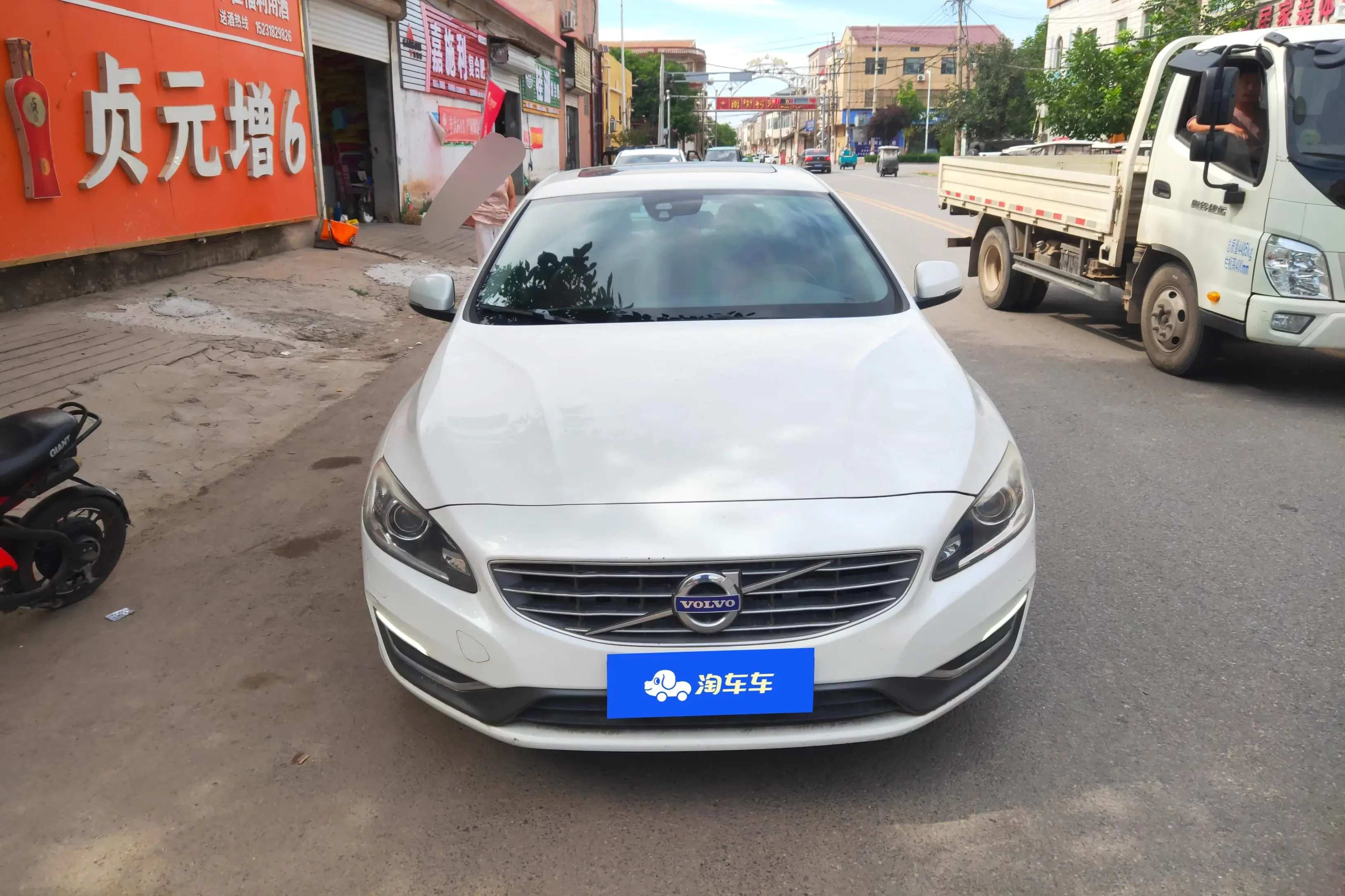 Volvo S60