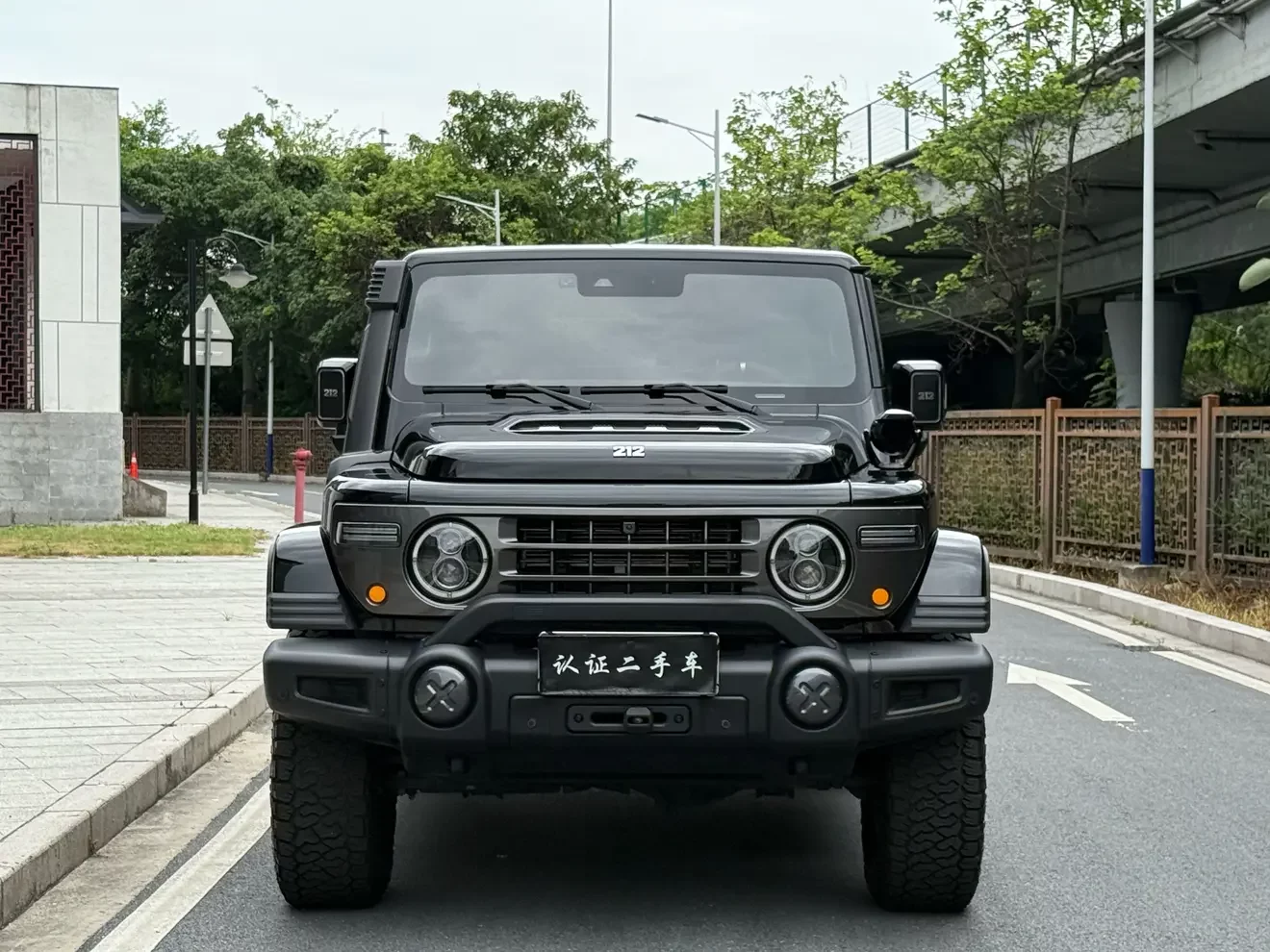 212 T01