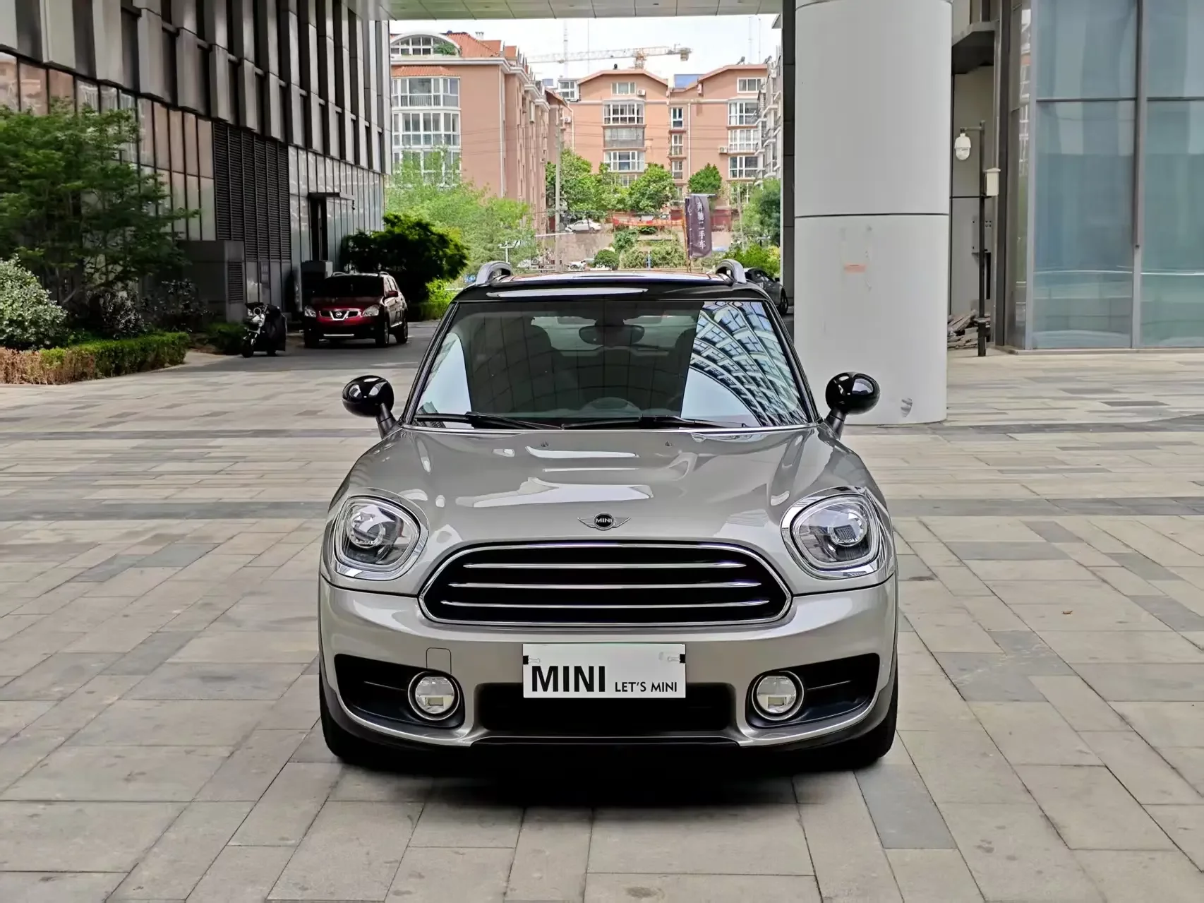 MINI COUNTRYMAN