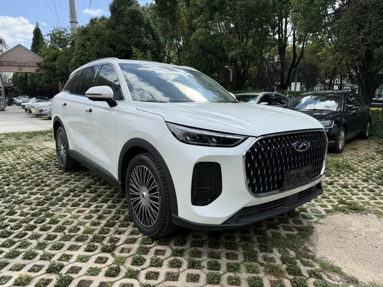 Chery Tiggo 8L