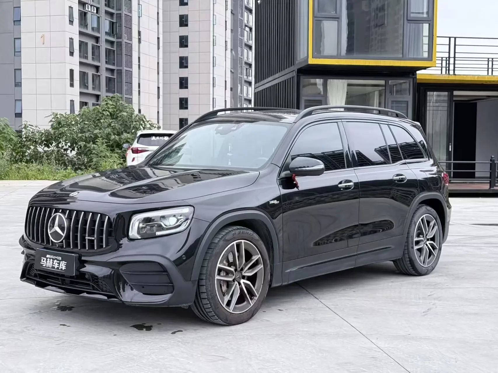 Mercedes-Benz GLB AMG