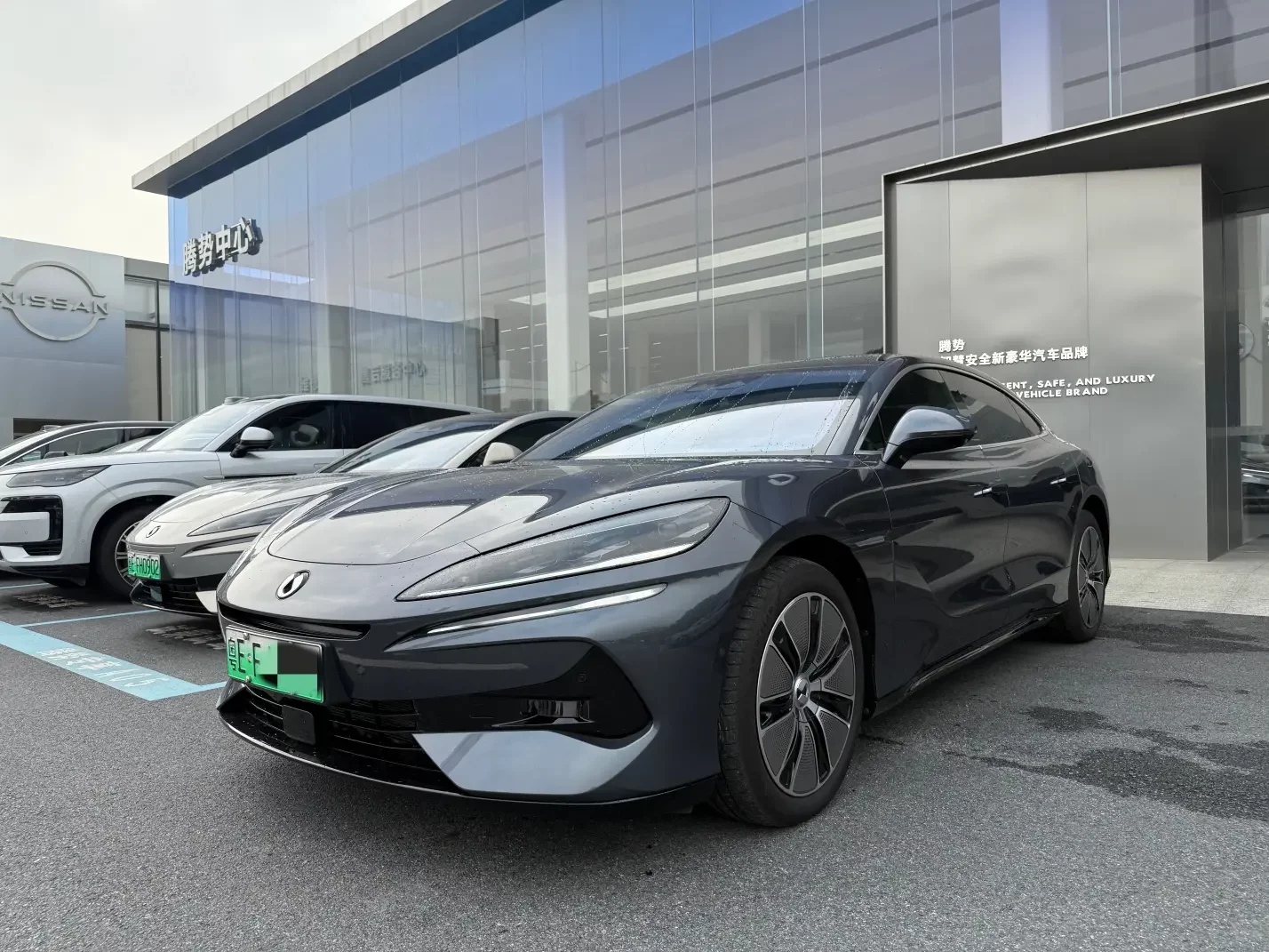 Denza Tengzhong Z9 DM