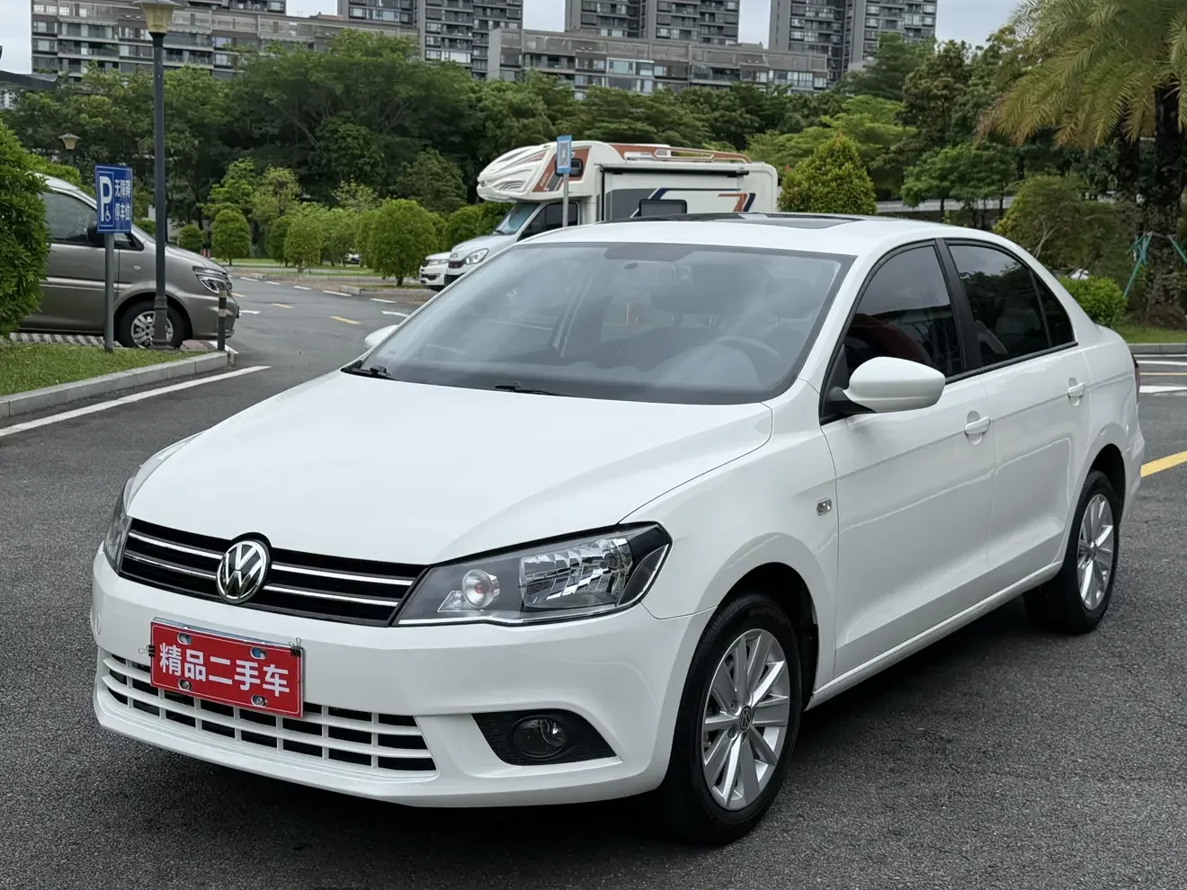 Volkswagen Jetta  из Китая