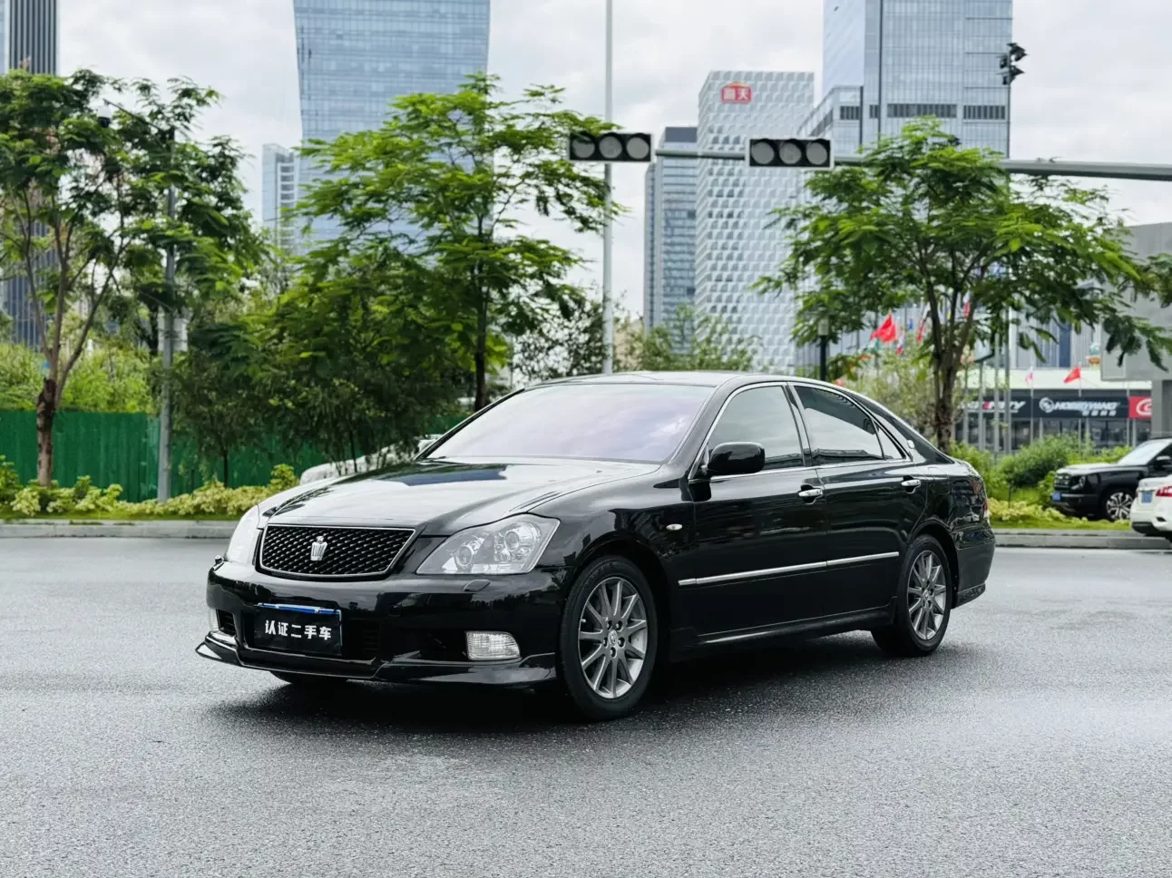 Toyota crown
