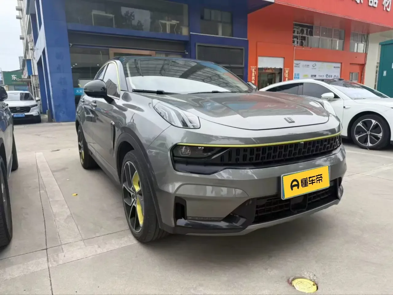 Lynk & Co 05