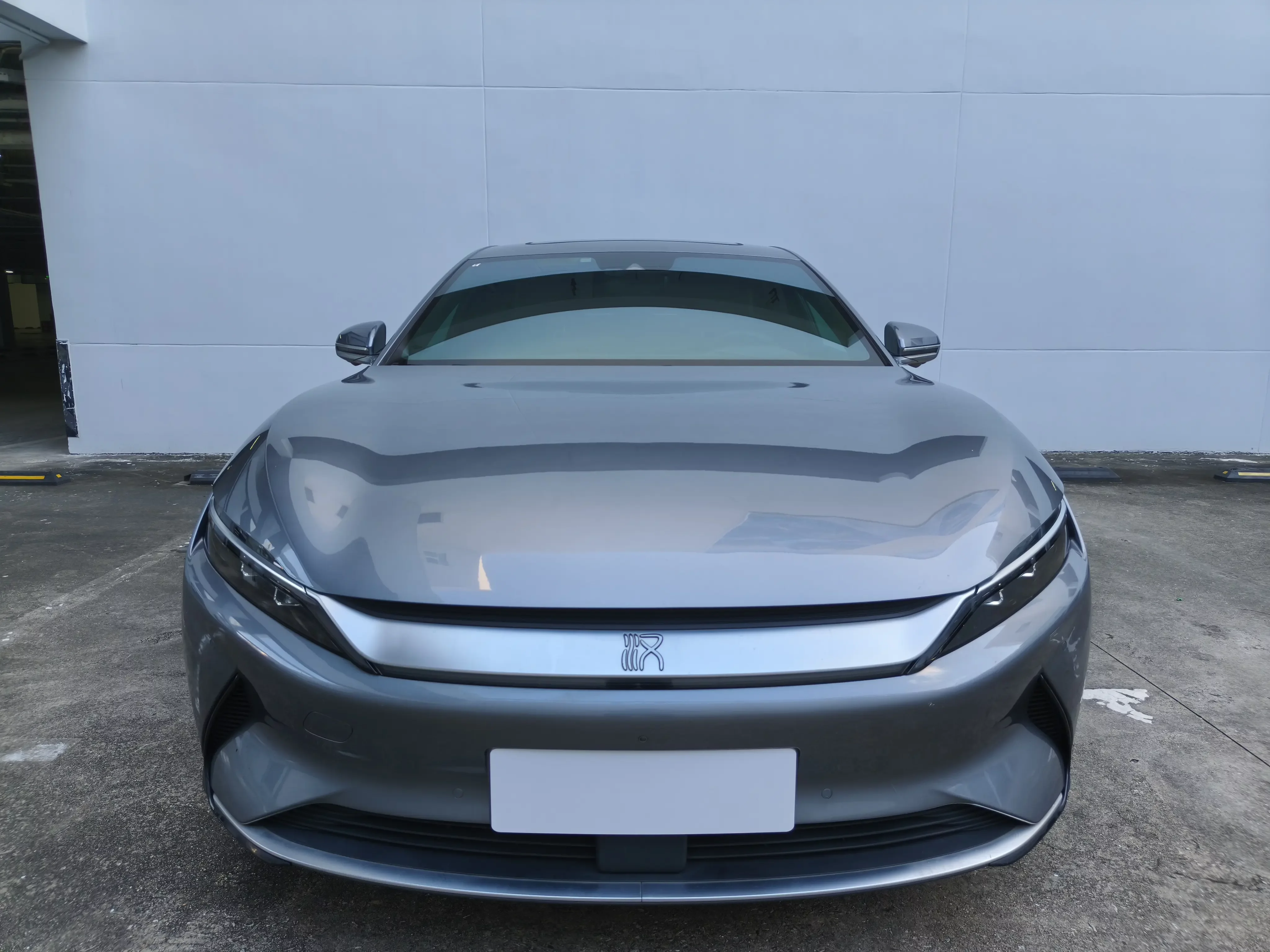 BYD Han EV