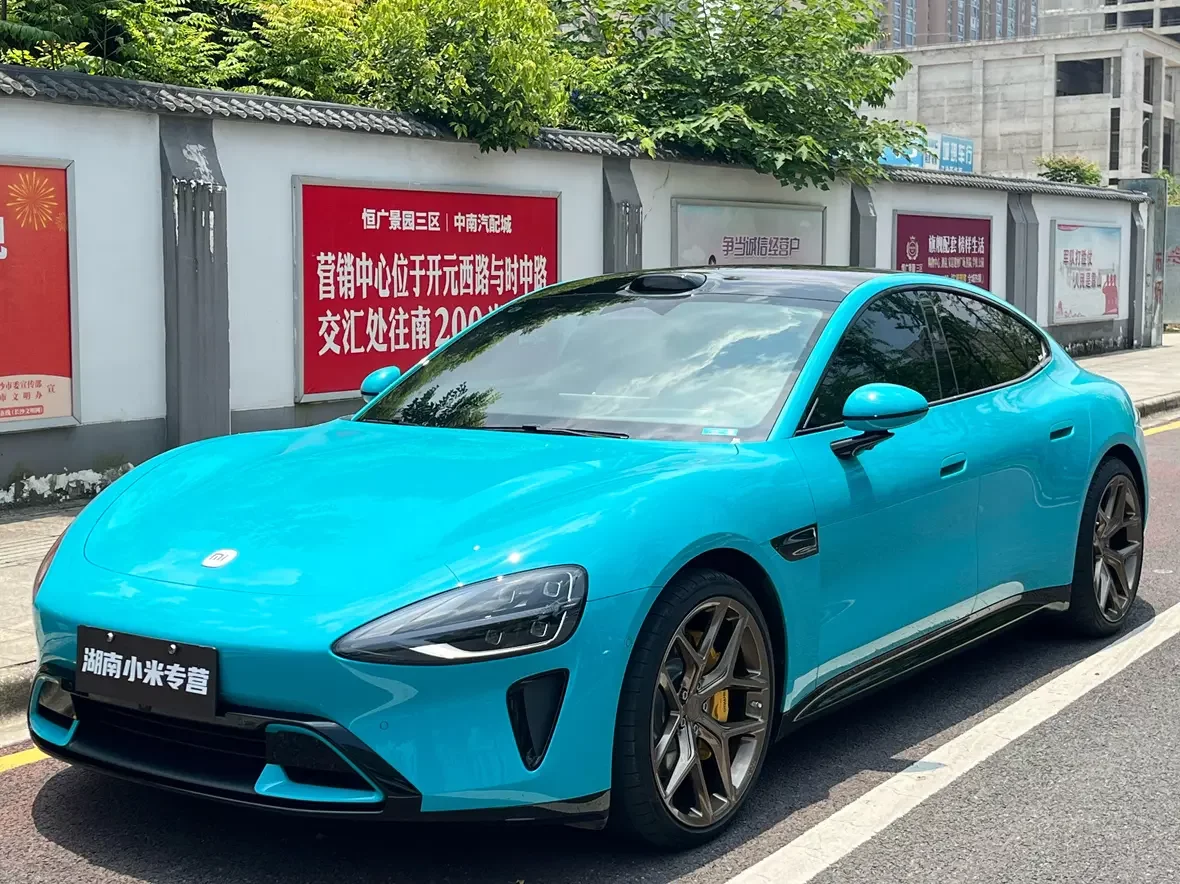 Xiaomi car Xiaomi SU7  из Китая