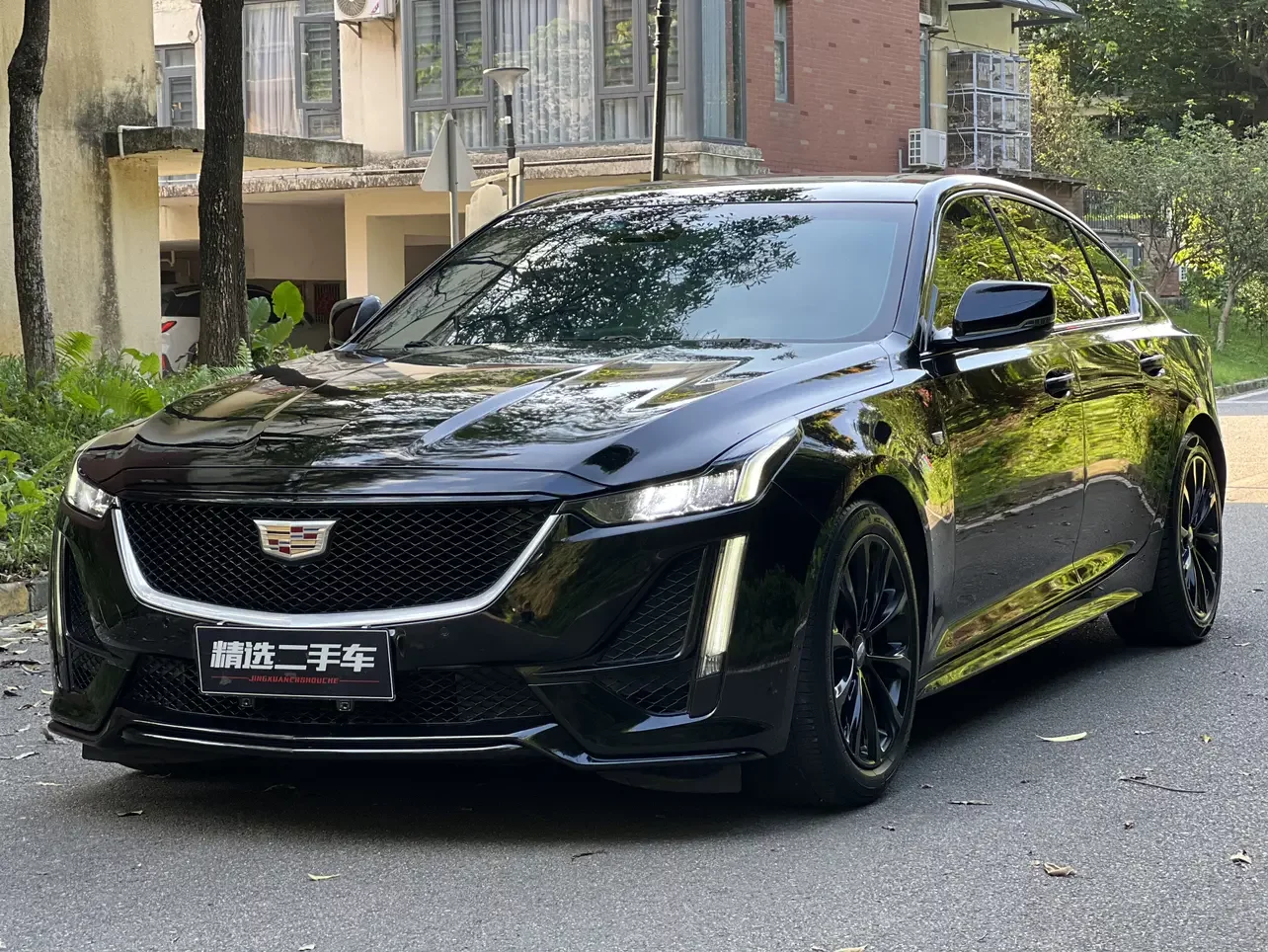 Cadillac CT5  из Китая