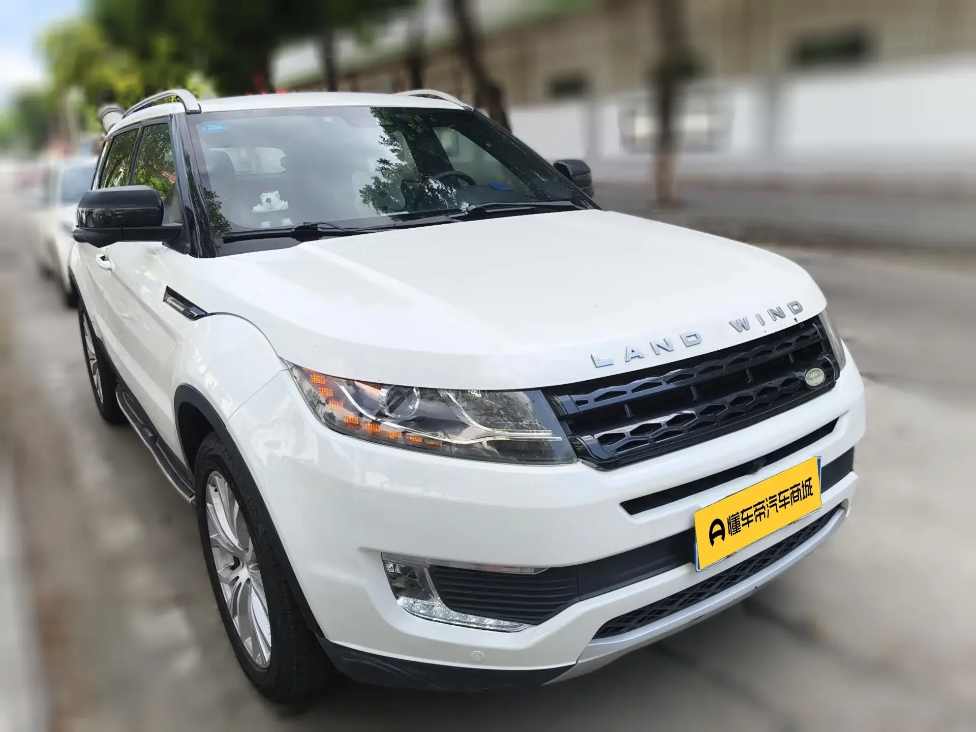 Lu Feng Landwind X7