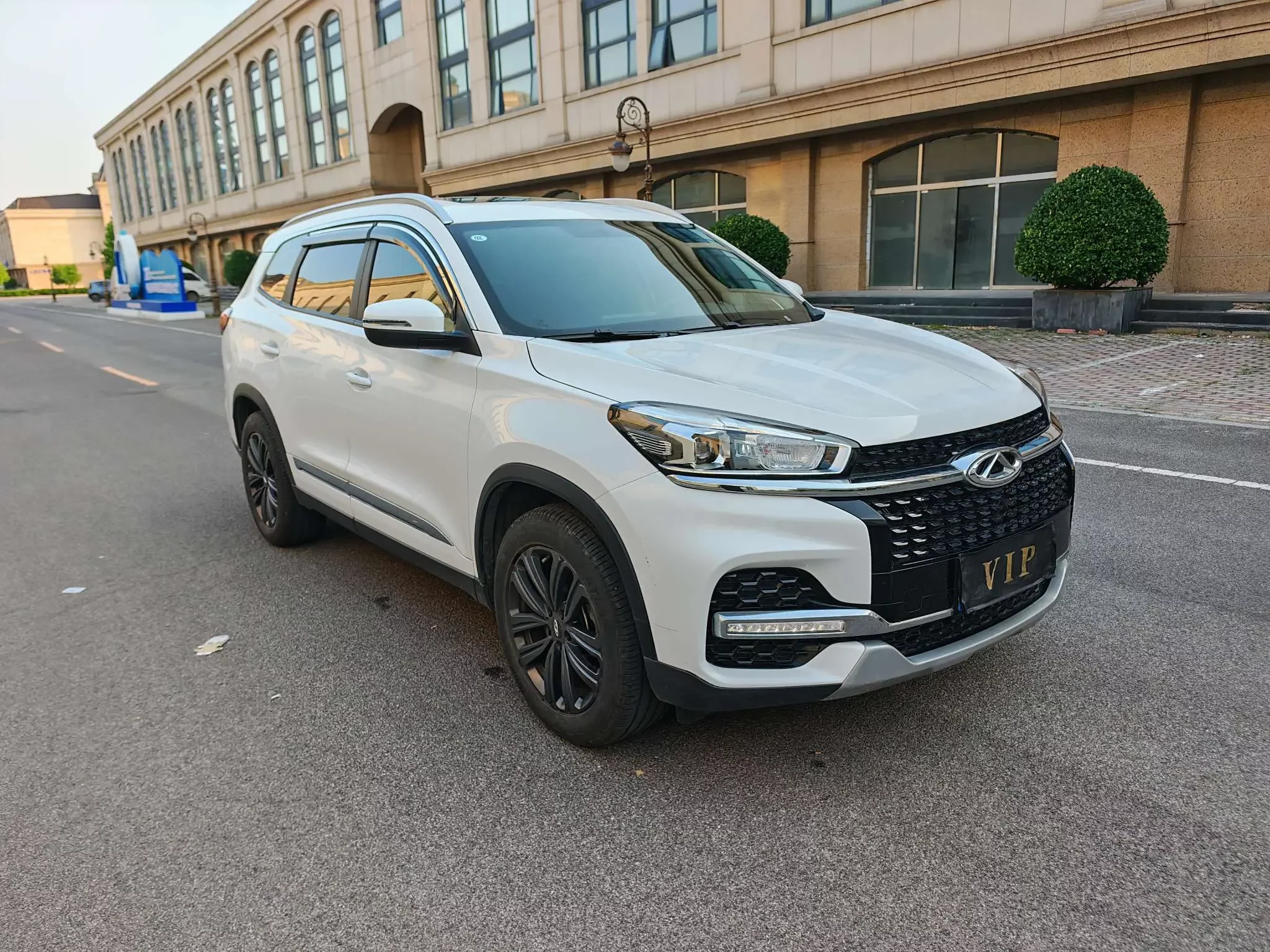 Chery Tiggo 8