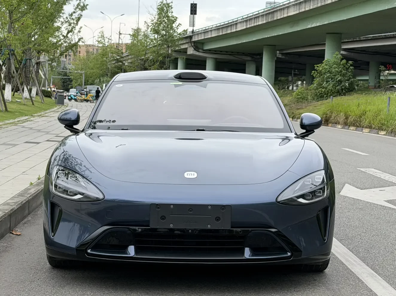 Xiaomi car Xiaomi SU7  из Китая