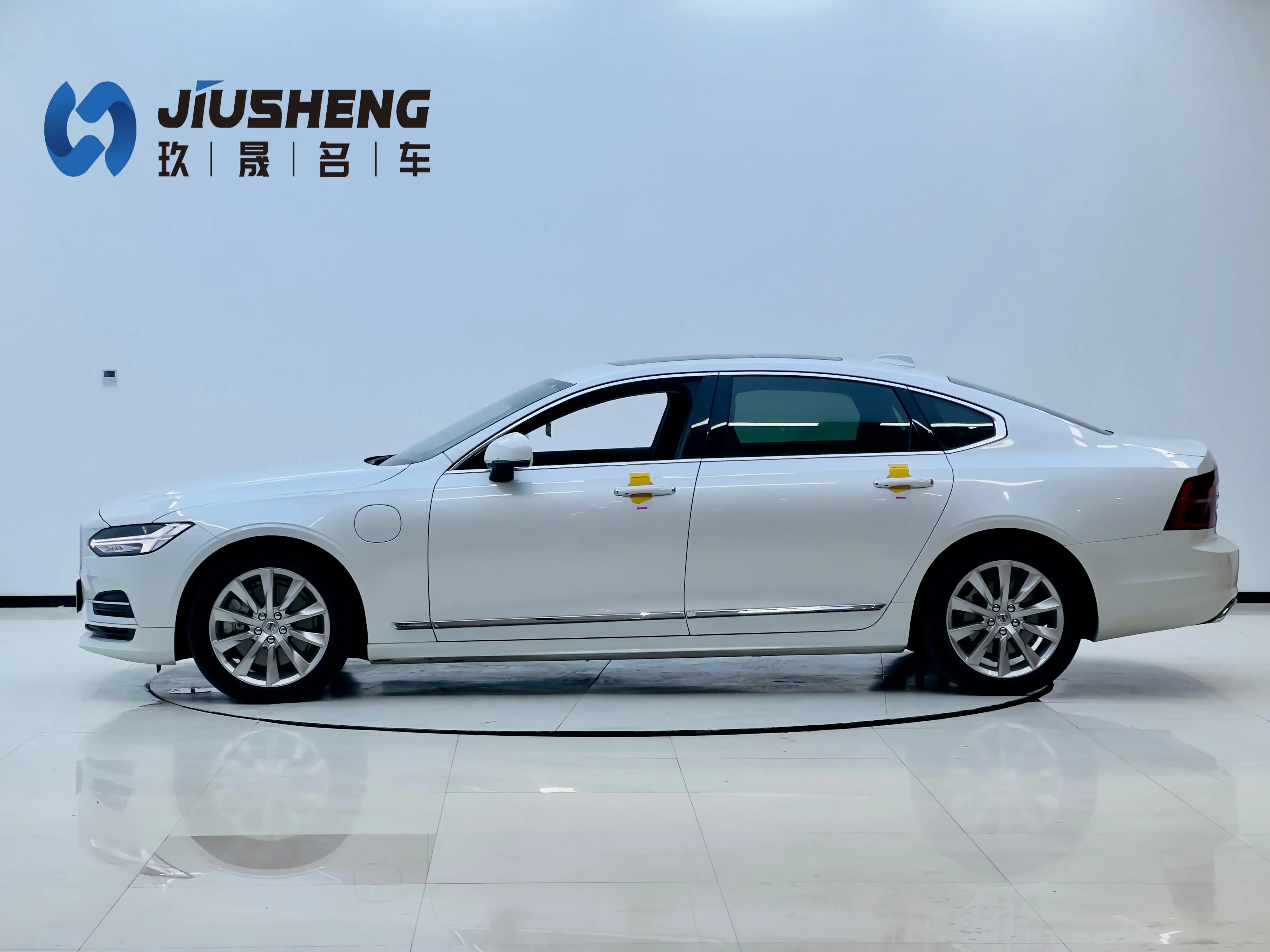Volvo S90 PHEV