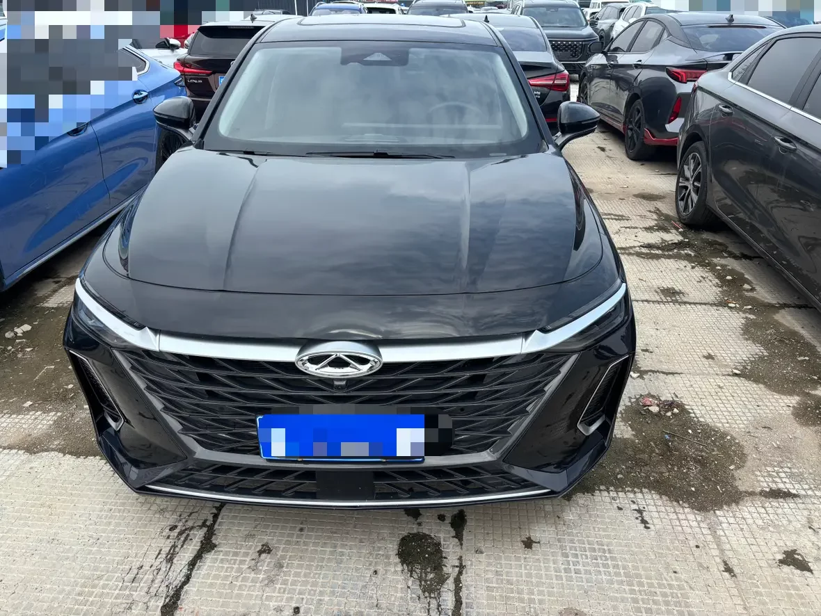 Chery Arrizo 8