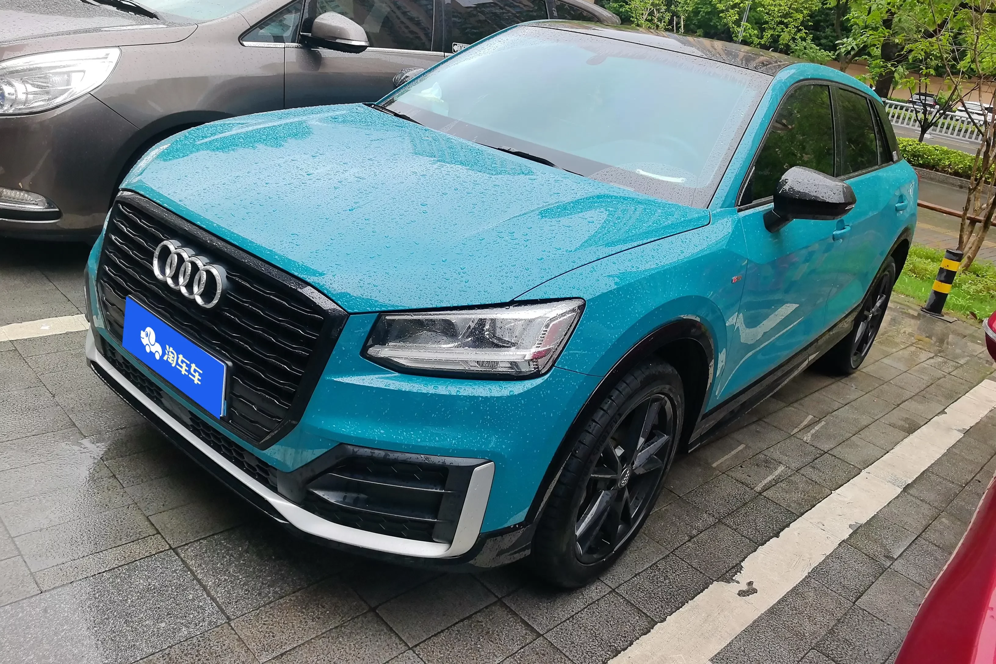 Audi Q2L