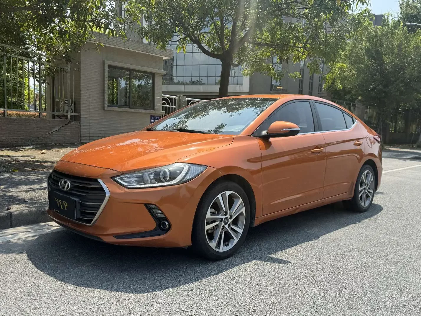 Hyundai lead