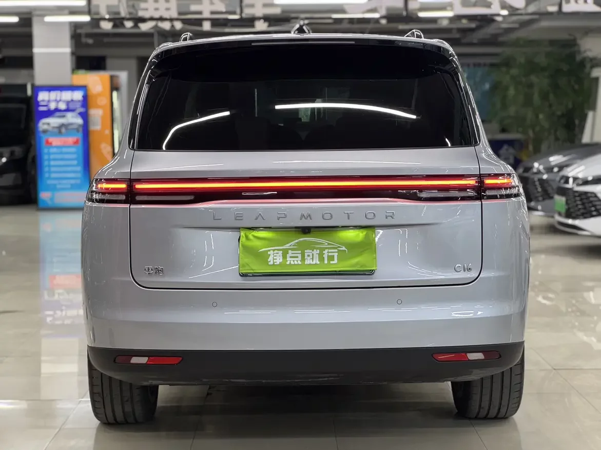 Leapmotor Zero running C10