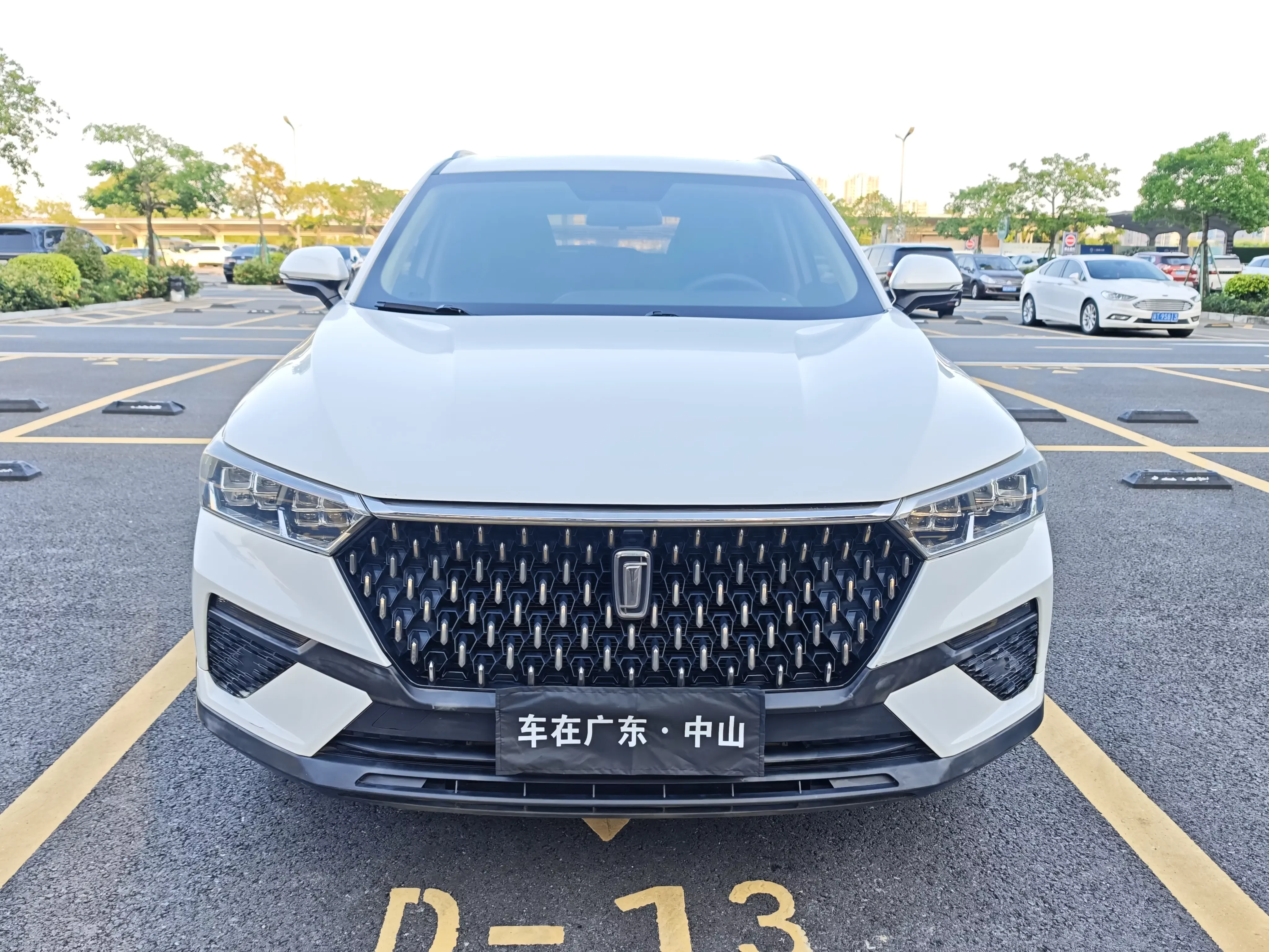 FAW Bestune T77