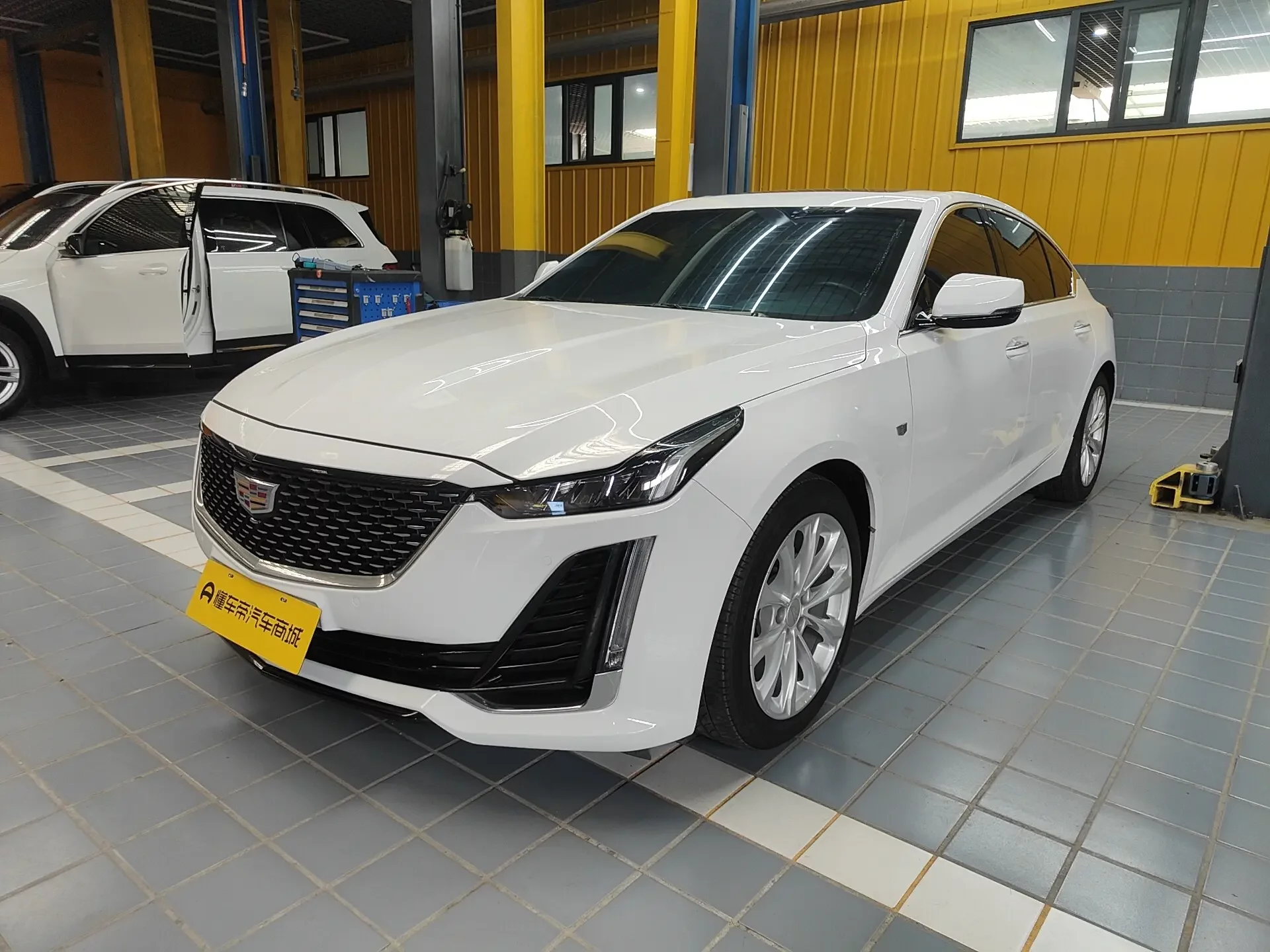 Cadillac CT5