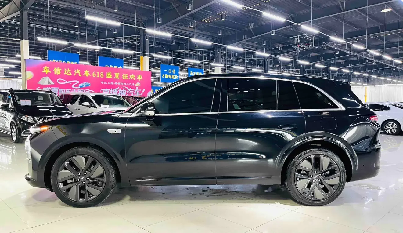 Lixiang L6