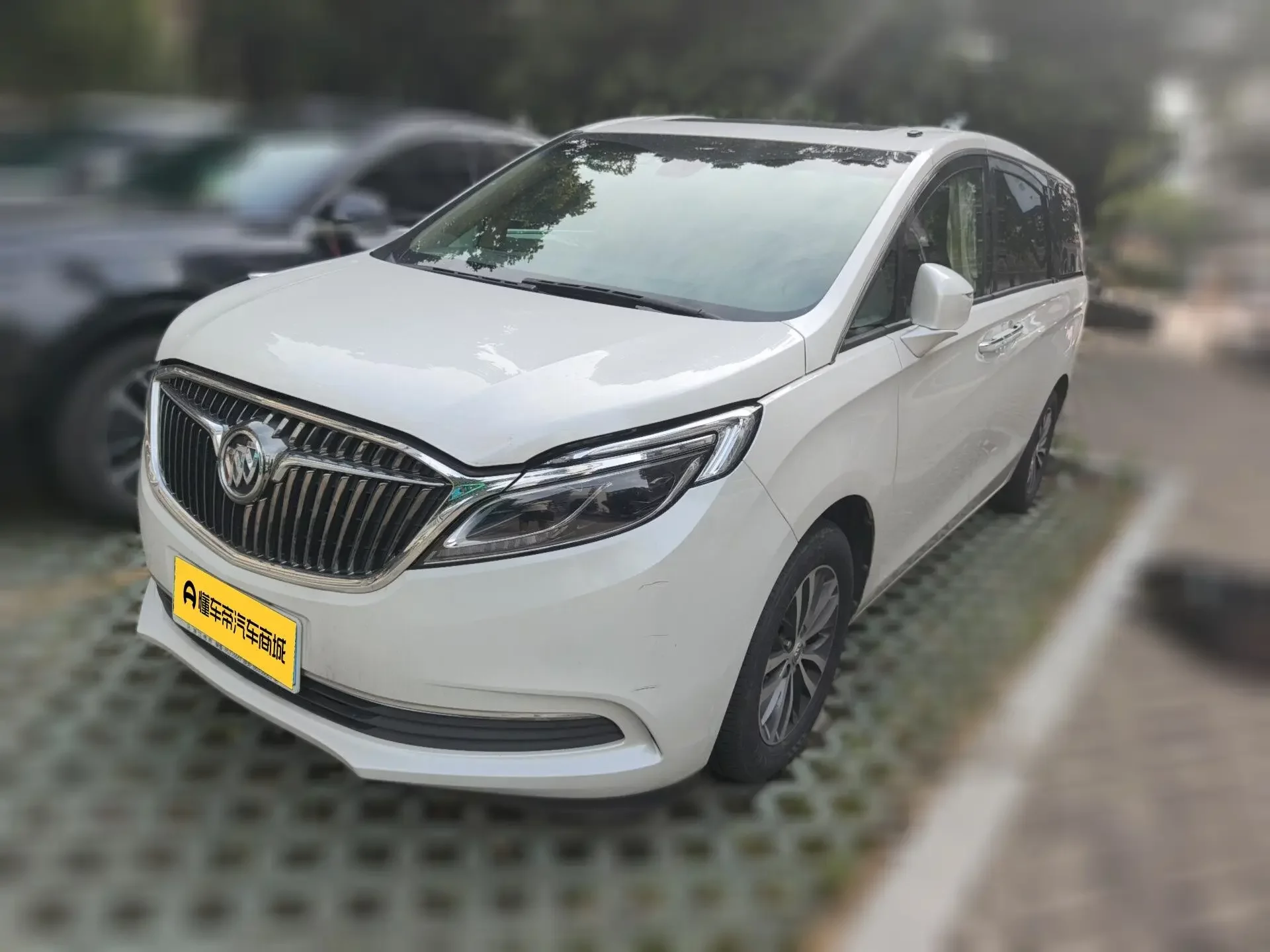 Buick GL8