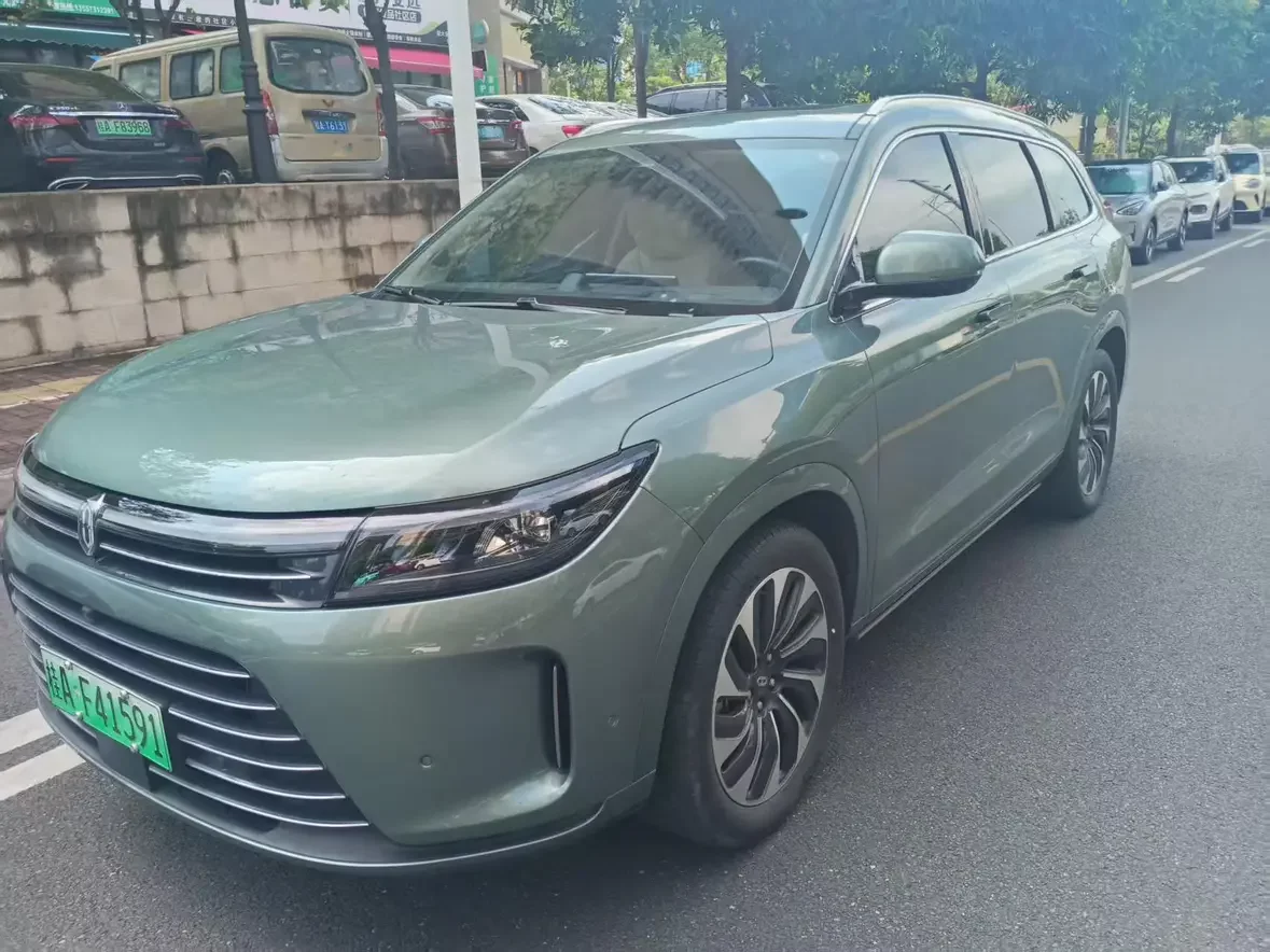 AITO M7