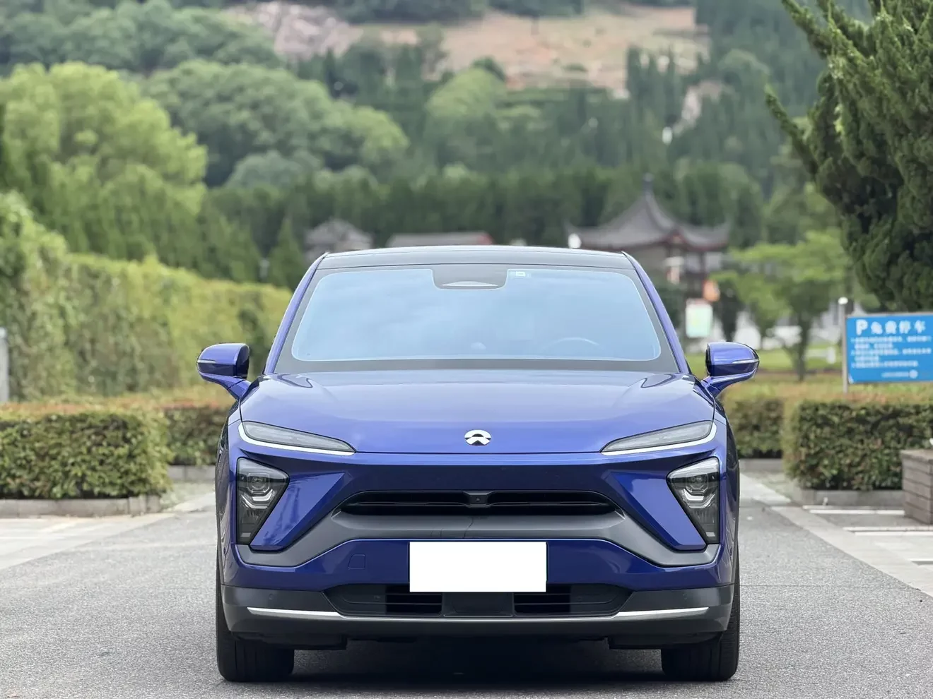 NIO EC6