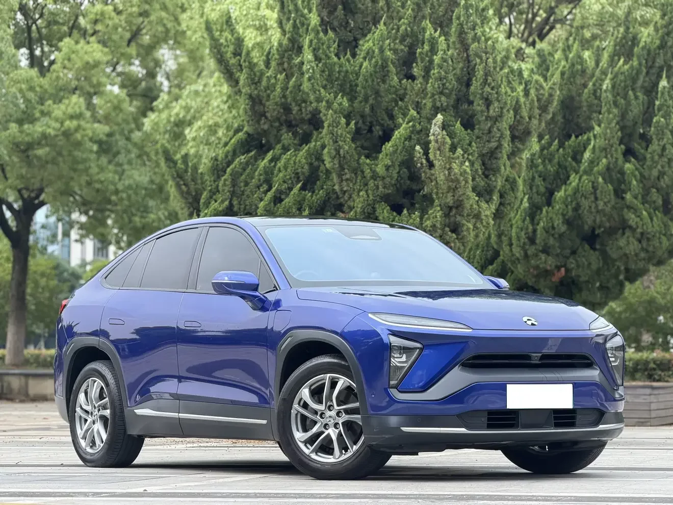 NIO EC6