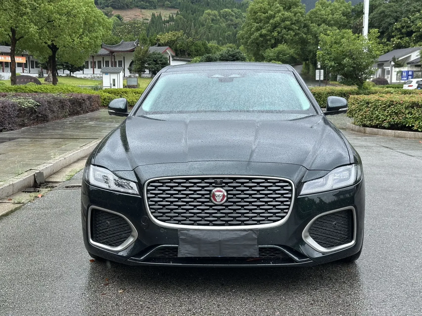 Jaguar XFL  из Китая