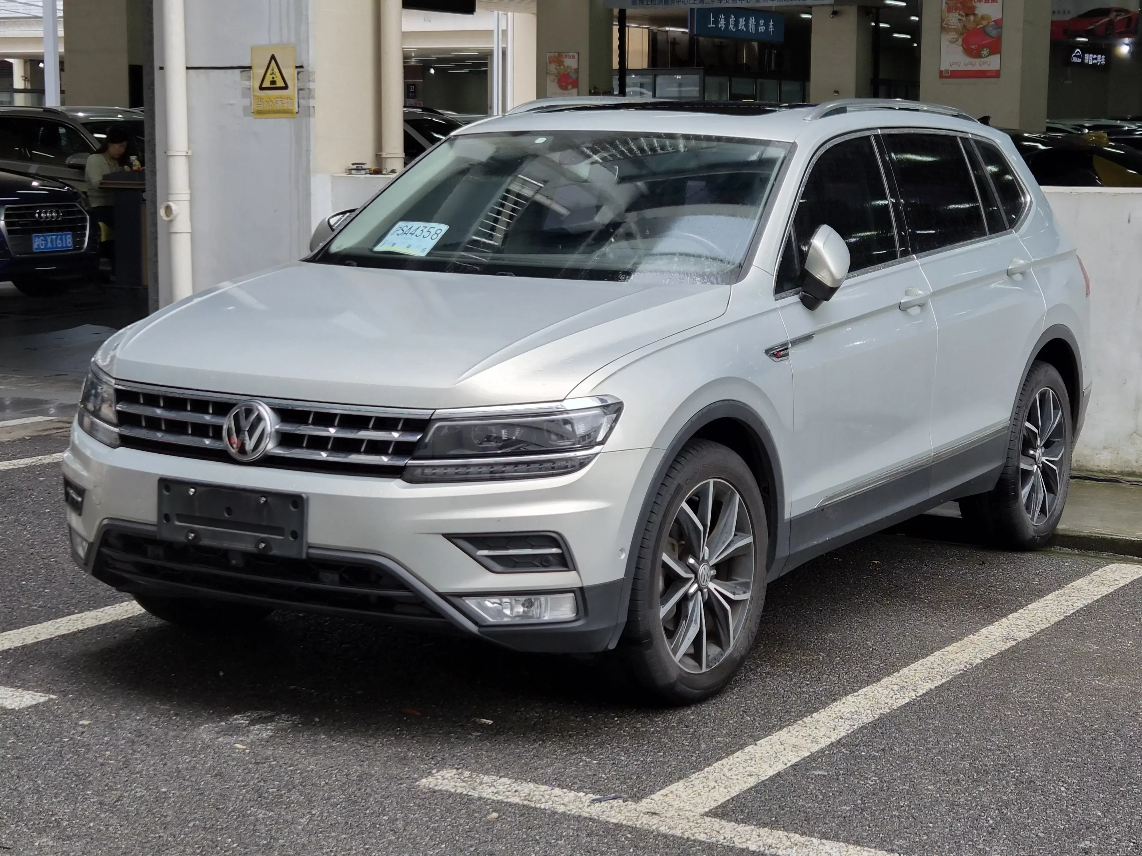 Volkswagen Tiguan L