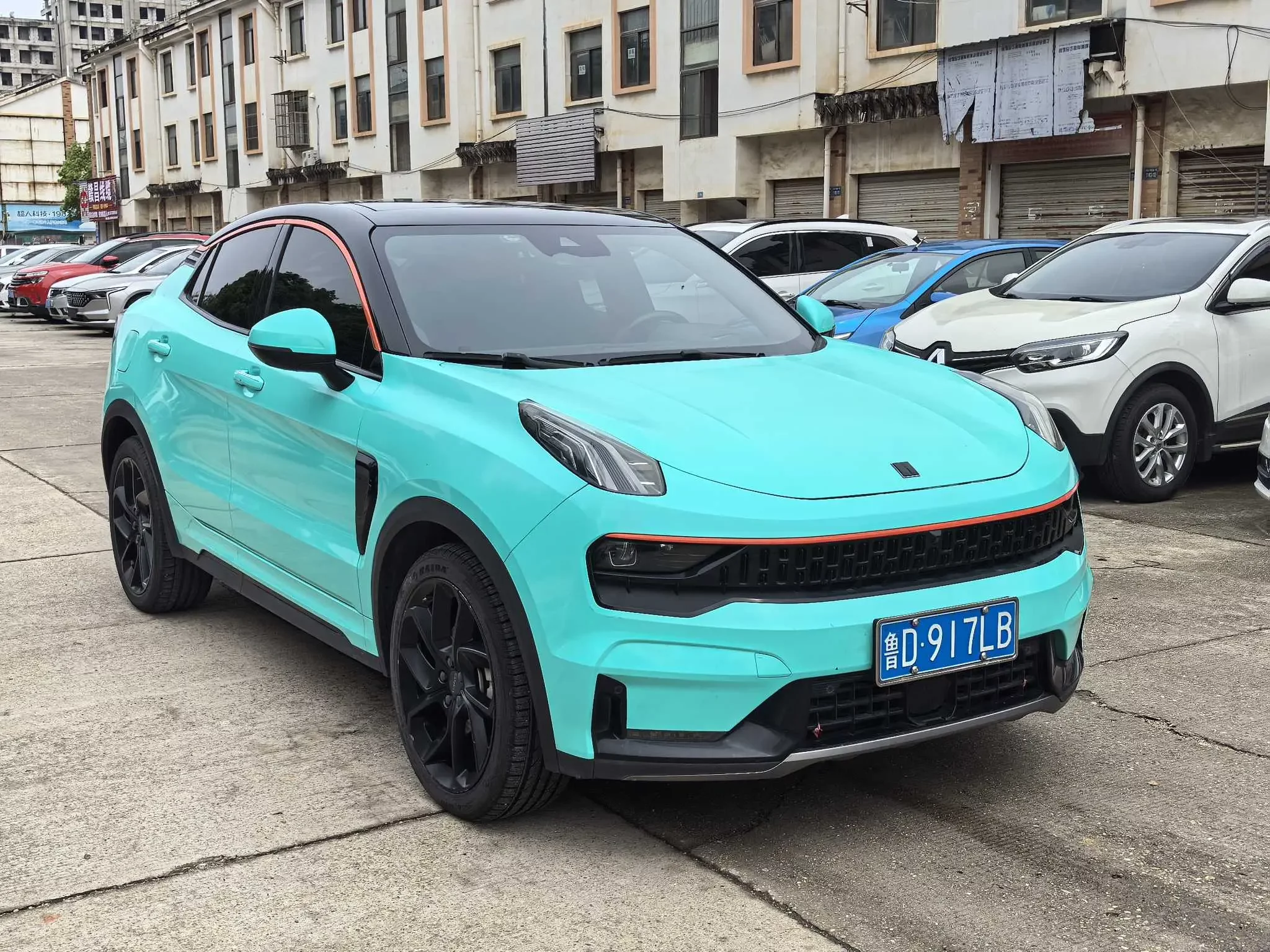 Lynk & Co 05