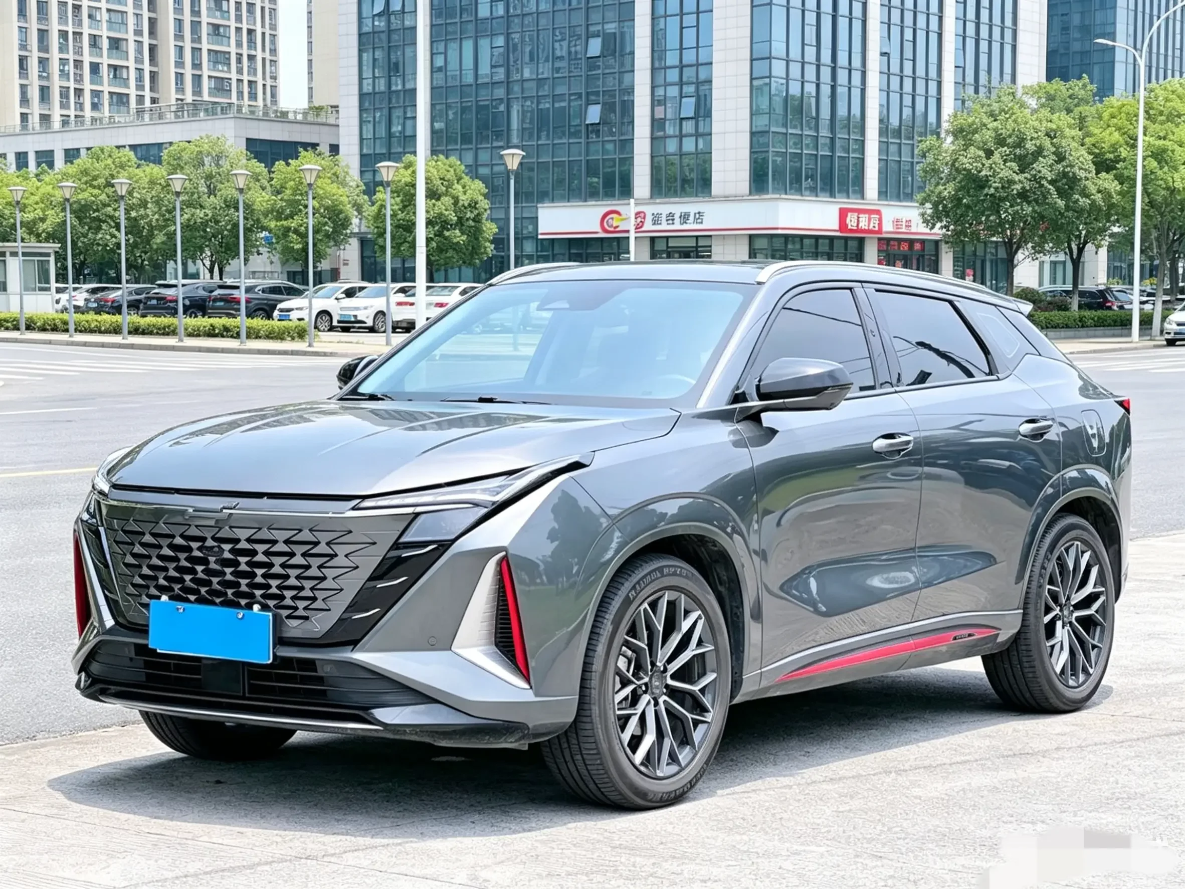 Oshan Changan Auchan Z6