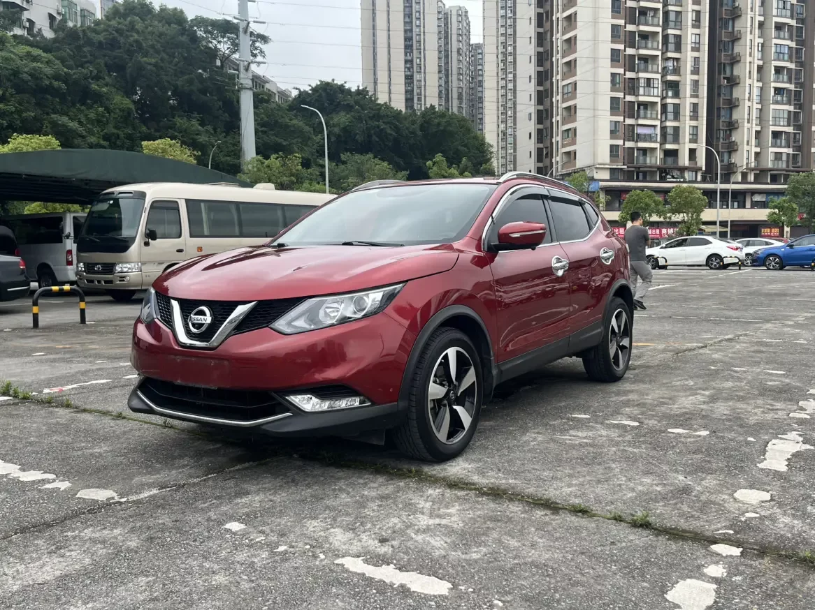 Nissan Qashqai  из Китая