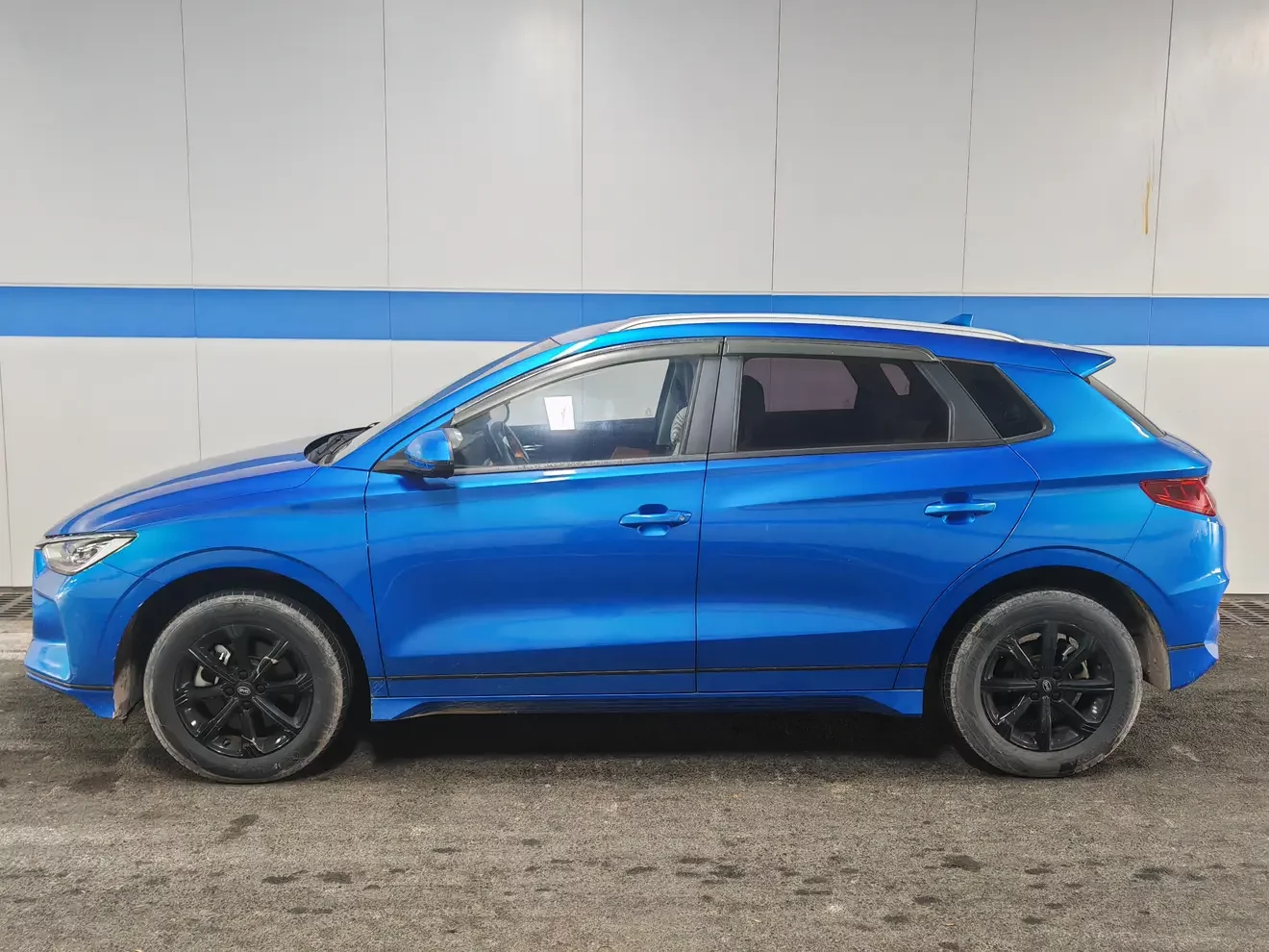 BYD e2