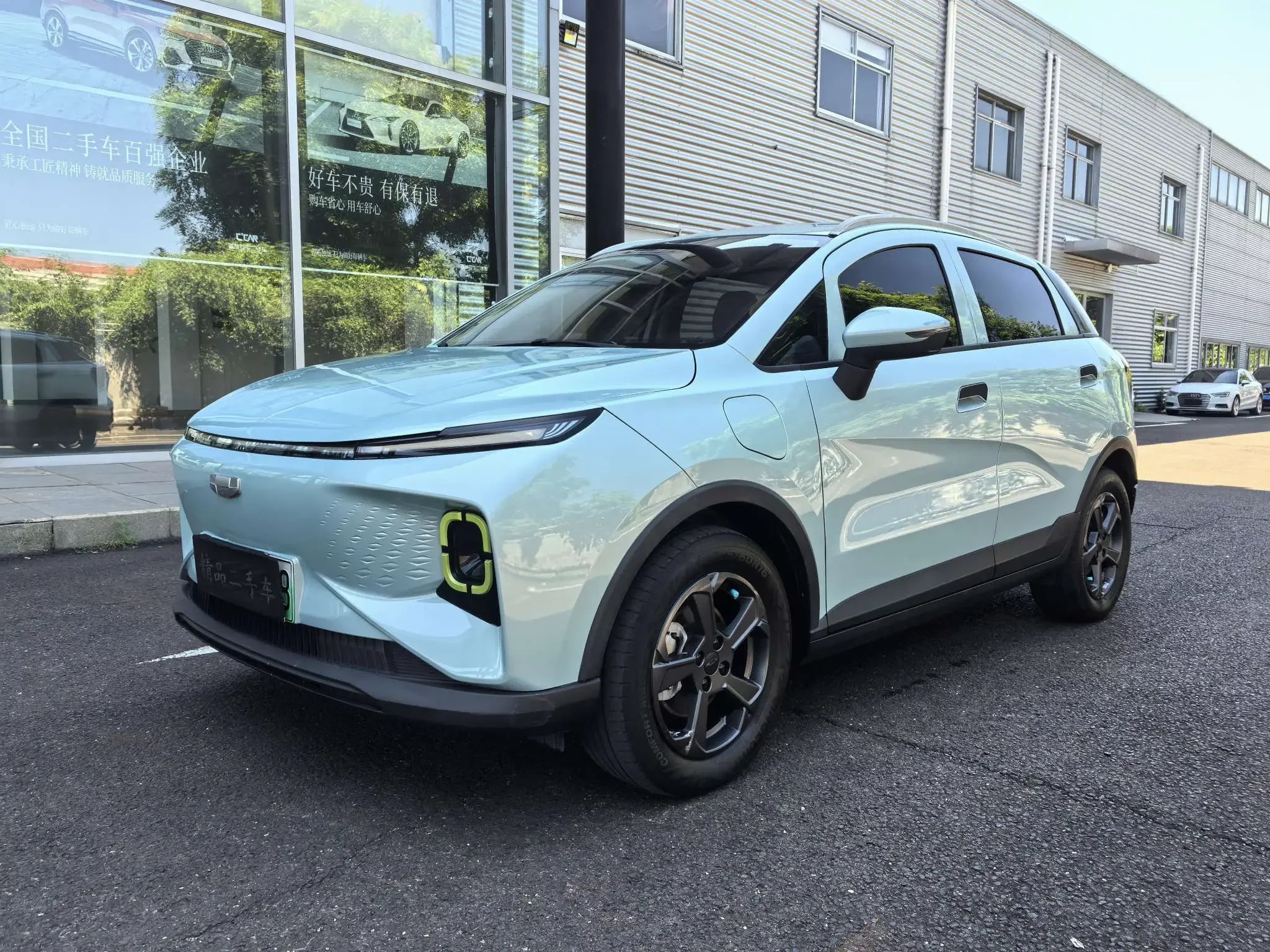 Geely Geometry E Firefly  из Китая