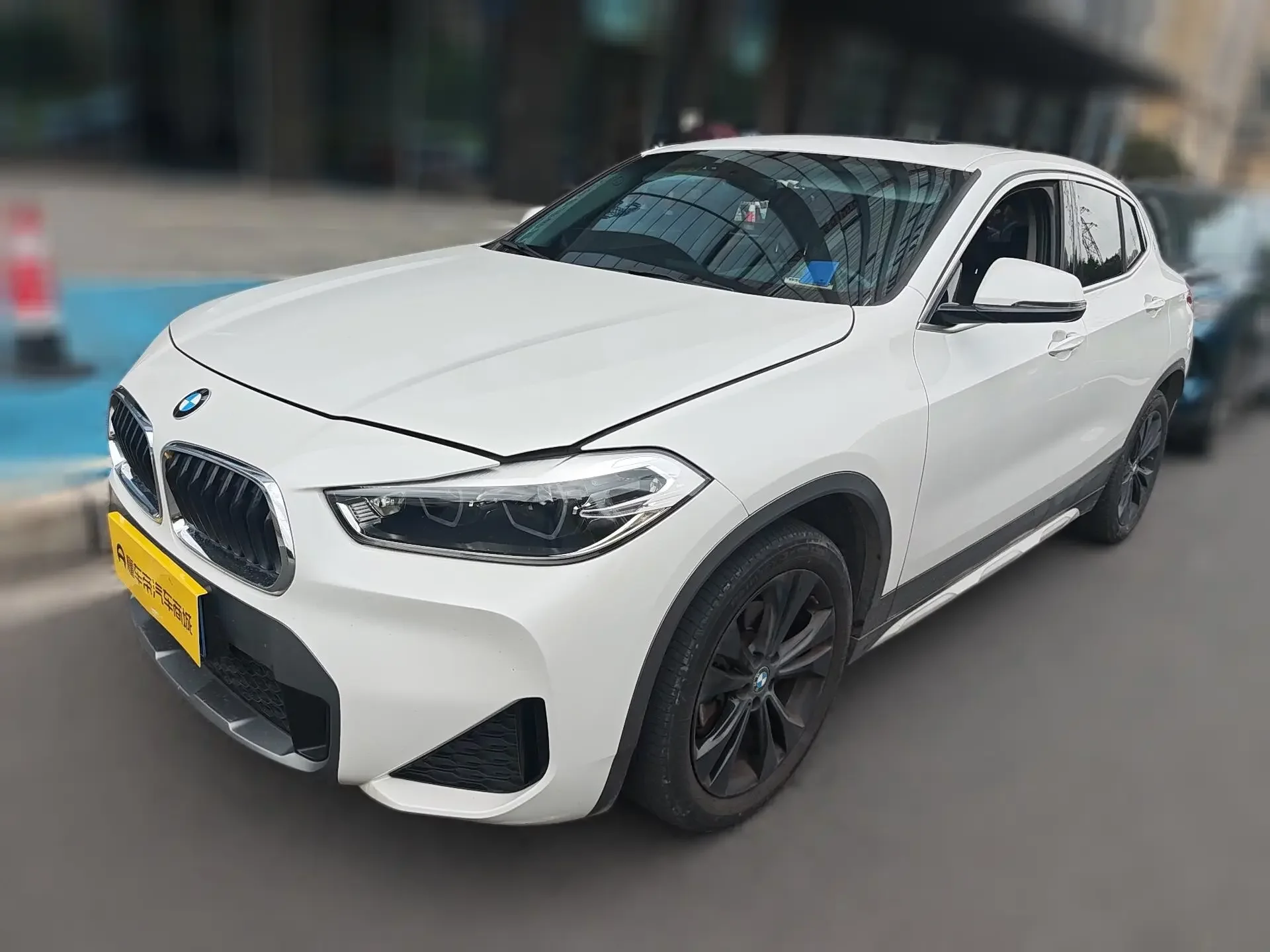 BMW X2