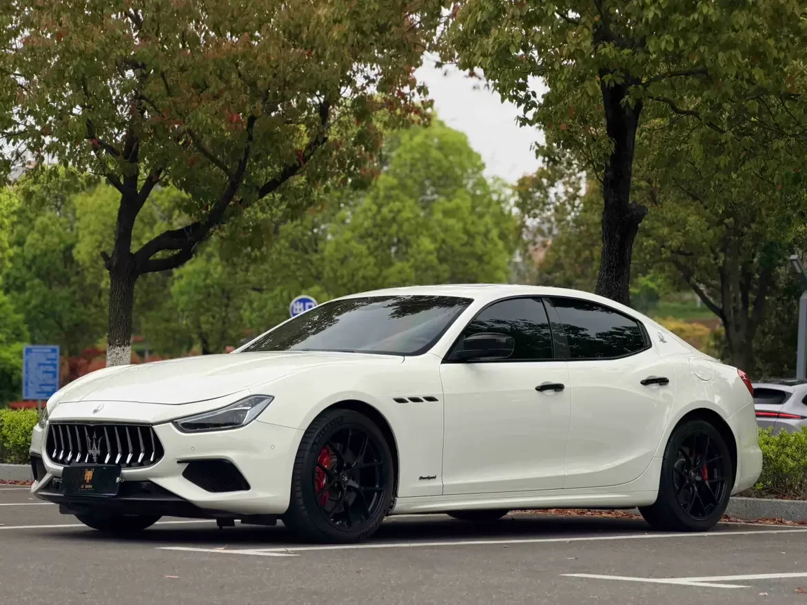 Maserati Ghibli