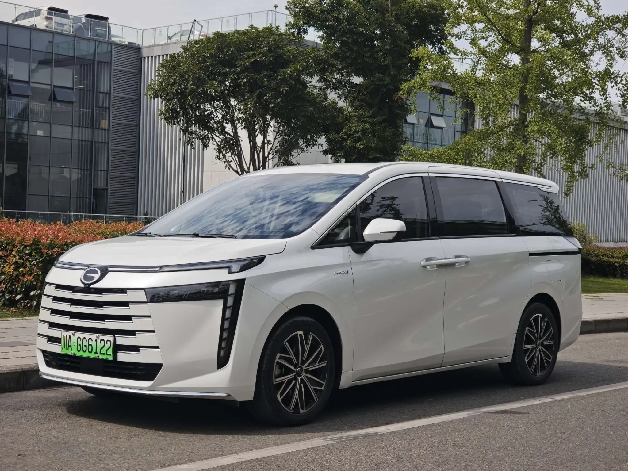 GAC Trumpchi E8 PHEV