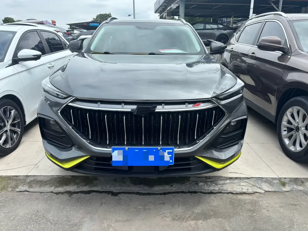 Oshan Changan Auchan X5