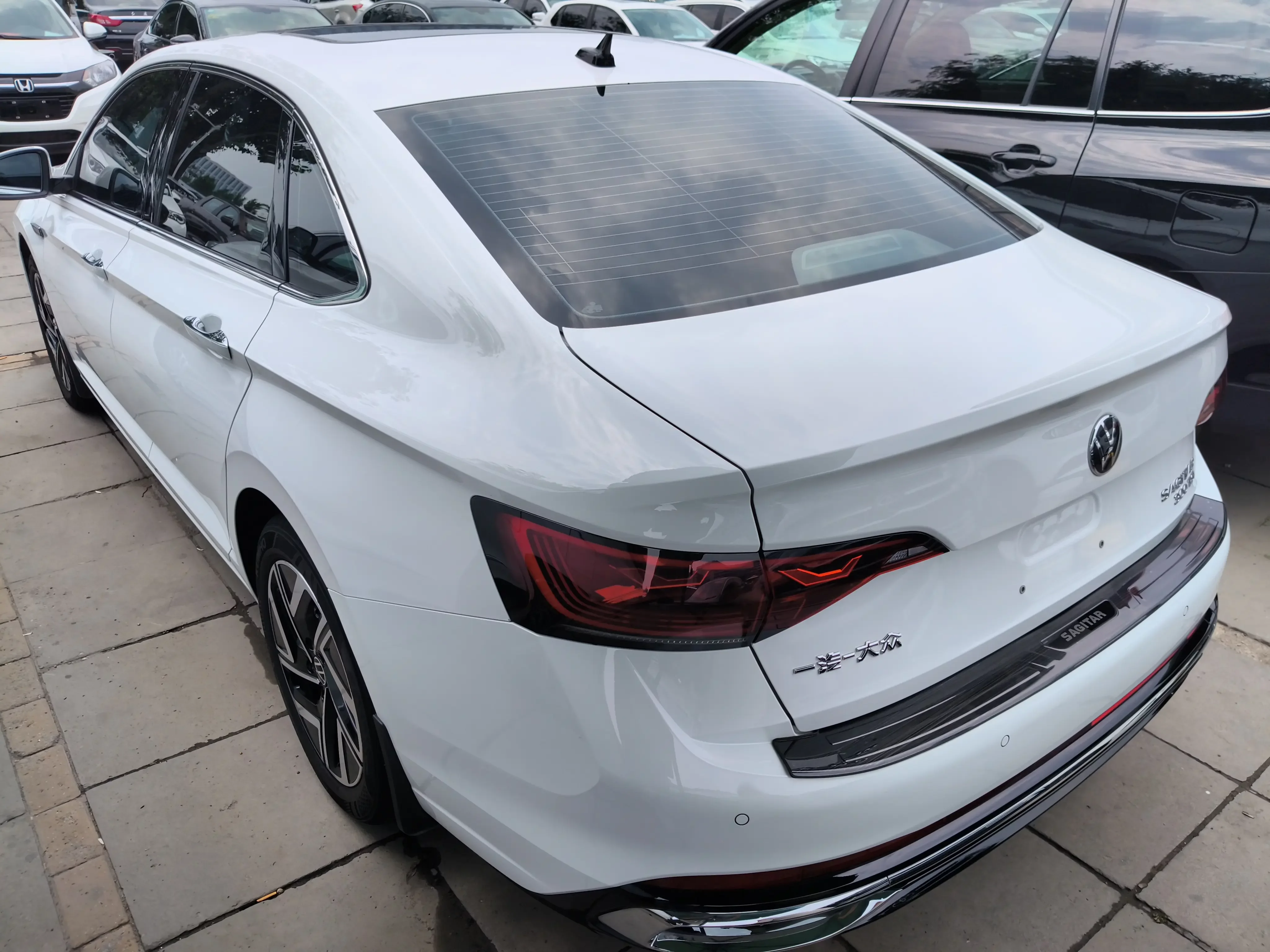 Volkswagen Sagitar