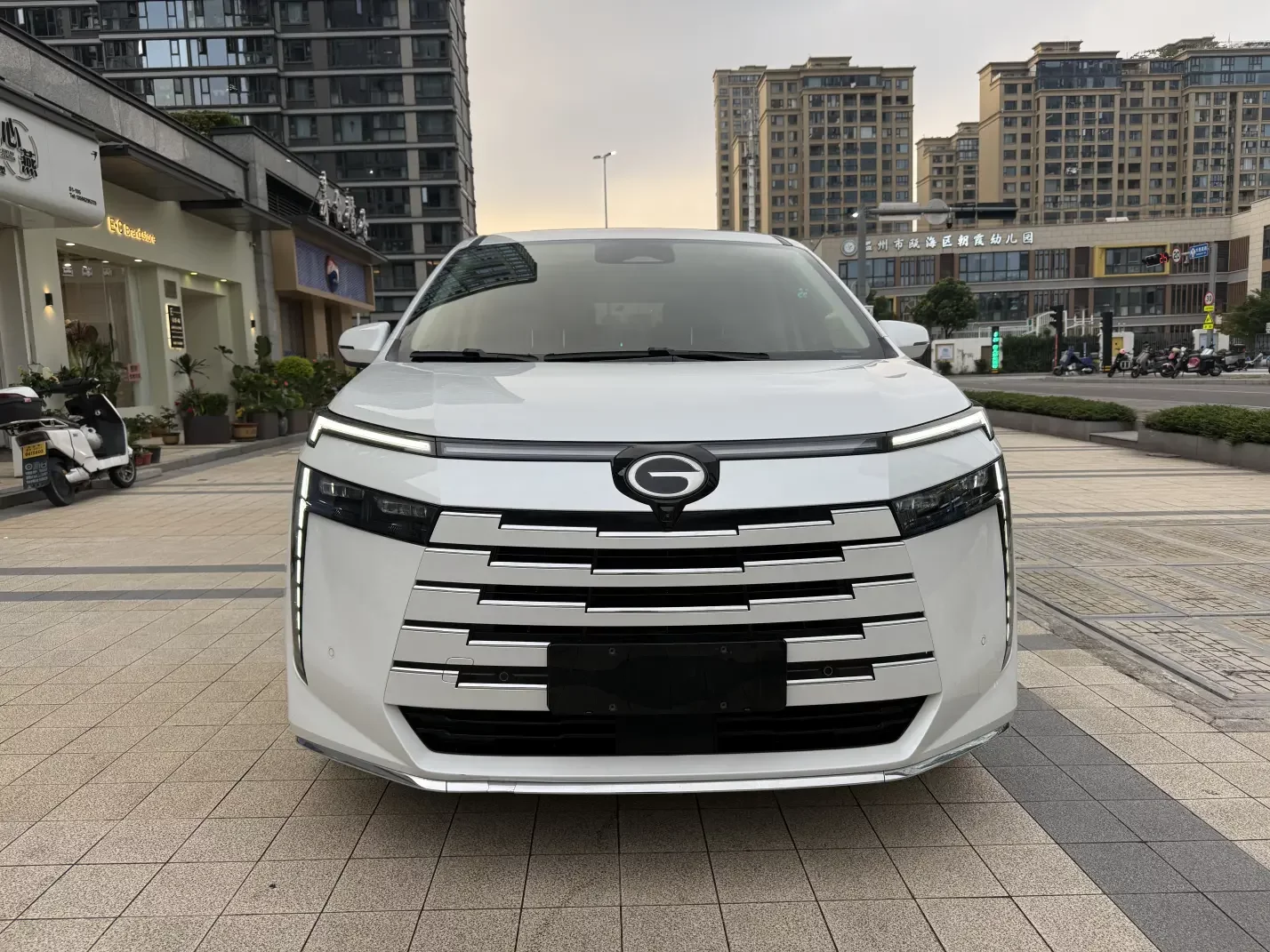 GAC Trumpchi E8 PHEV