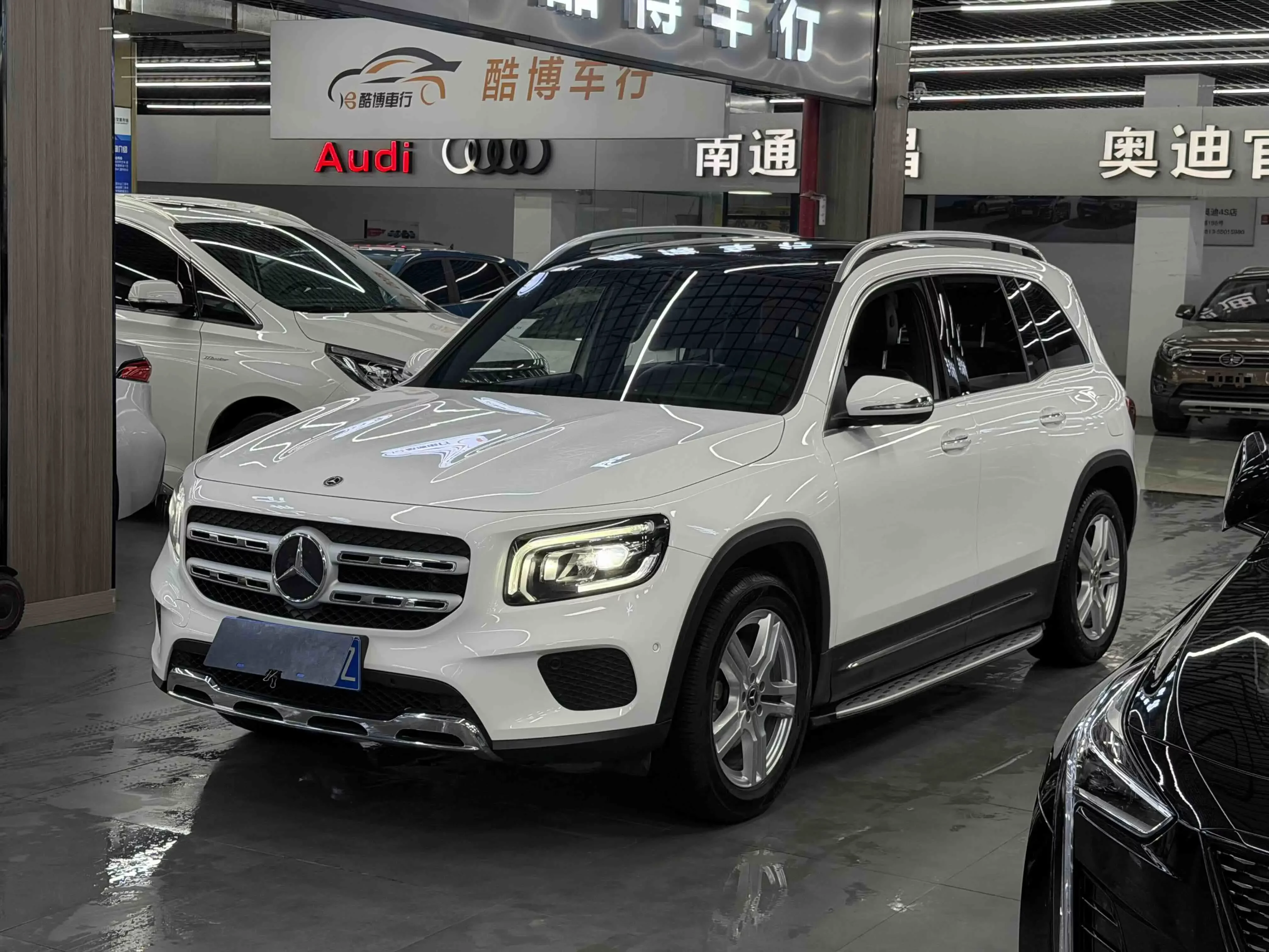 Mercedes-Benz GLB
