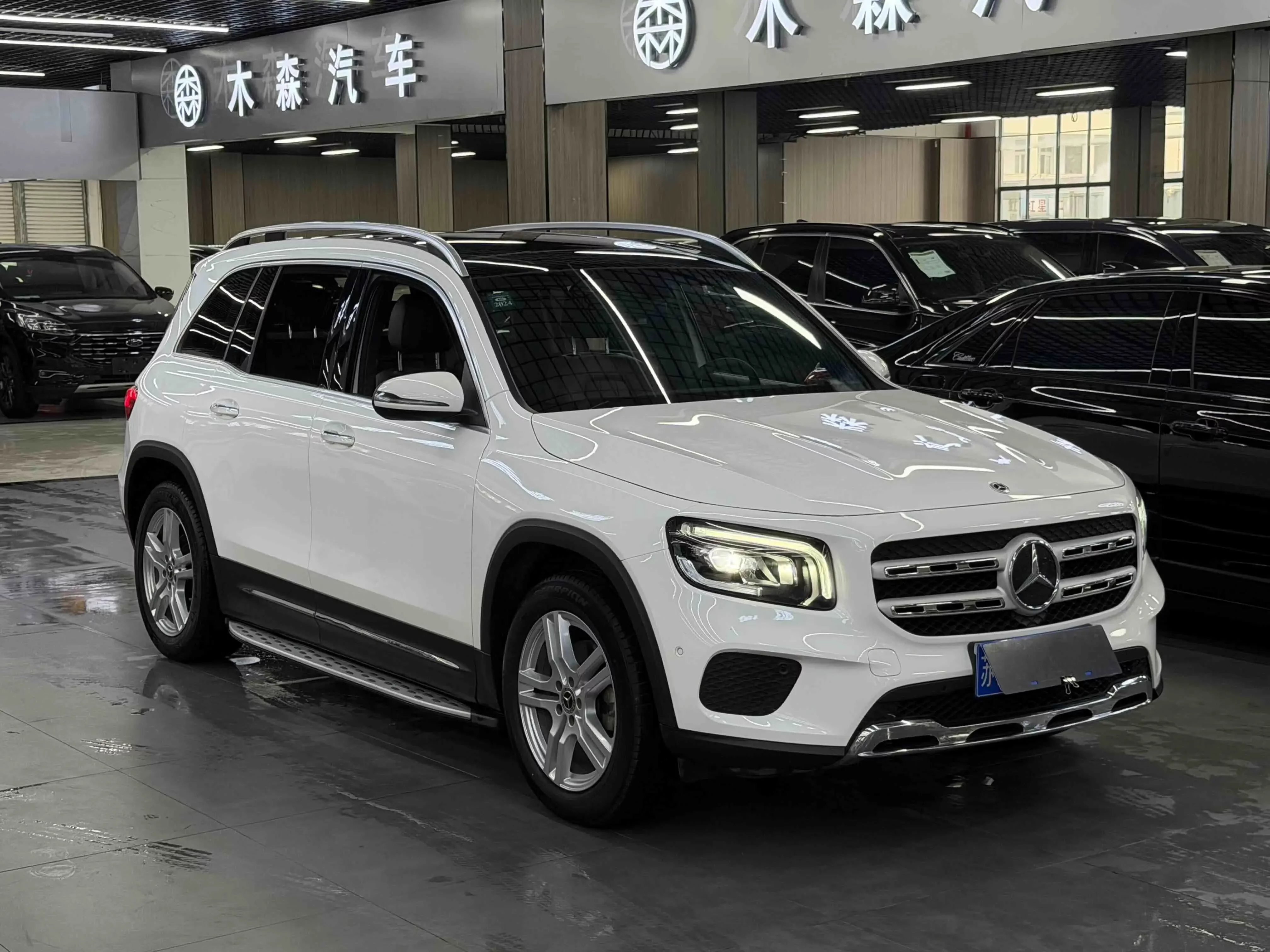 Mercedes-Benz GLB