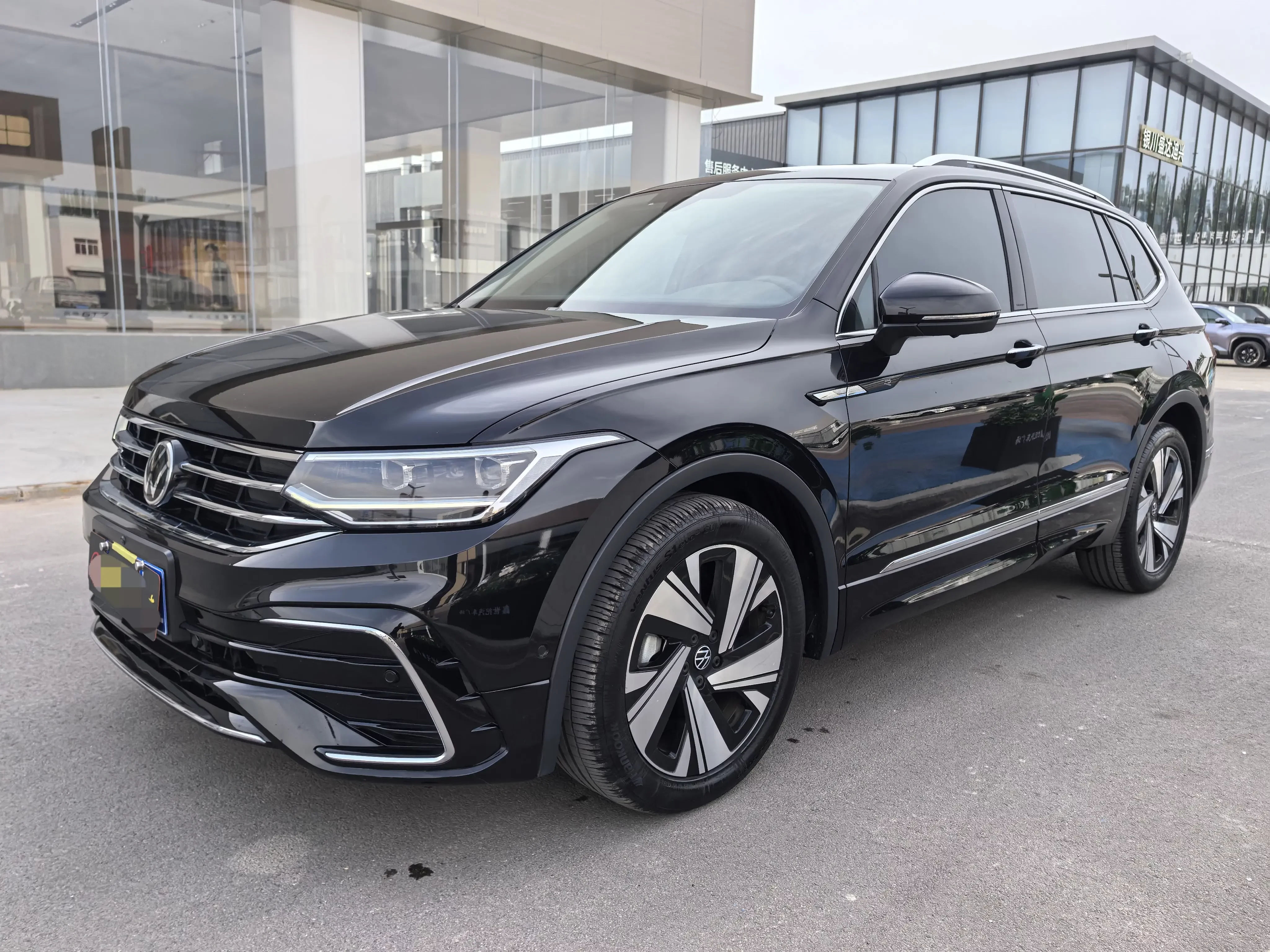 Volkswagen Tiguan L