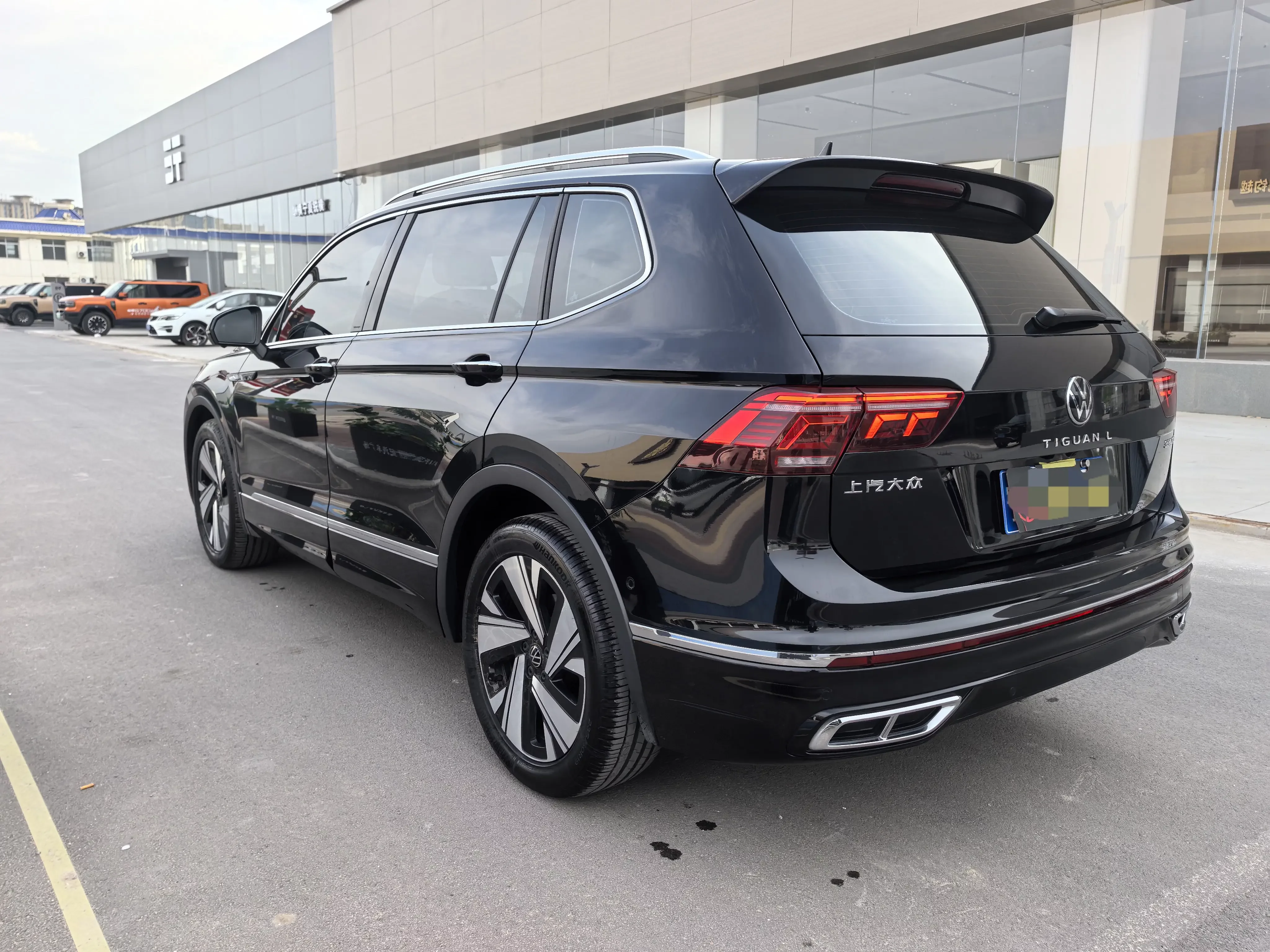Volkswagen Tiguan L
