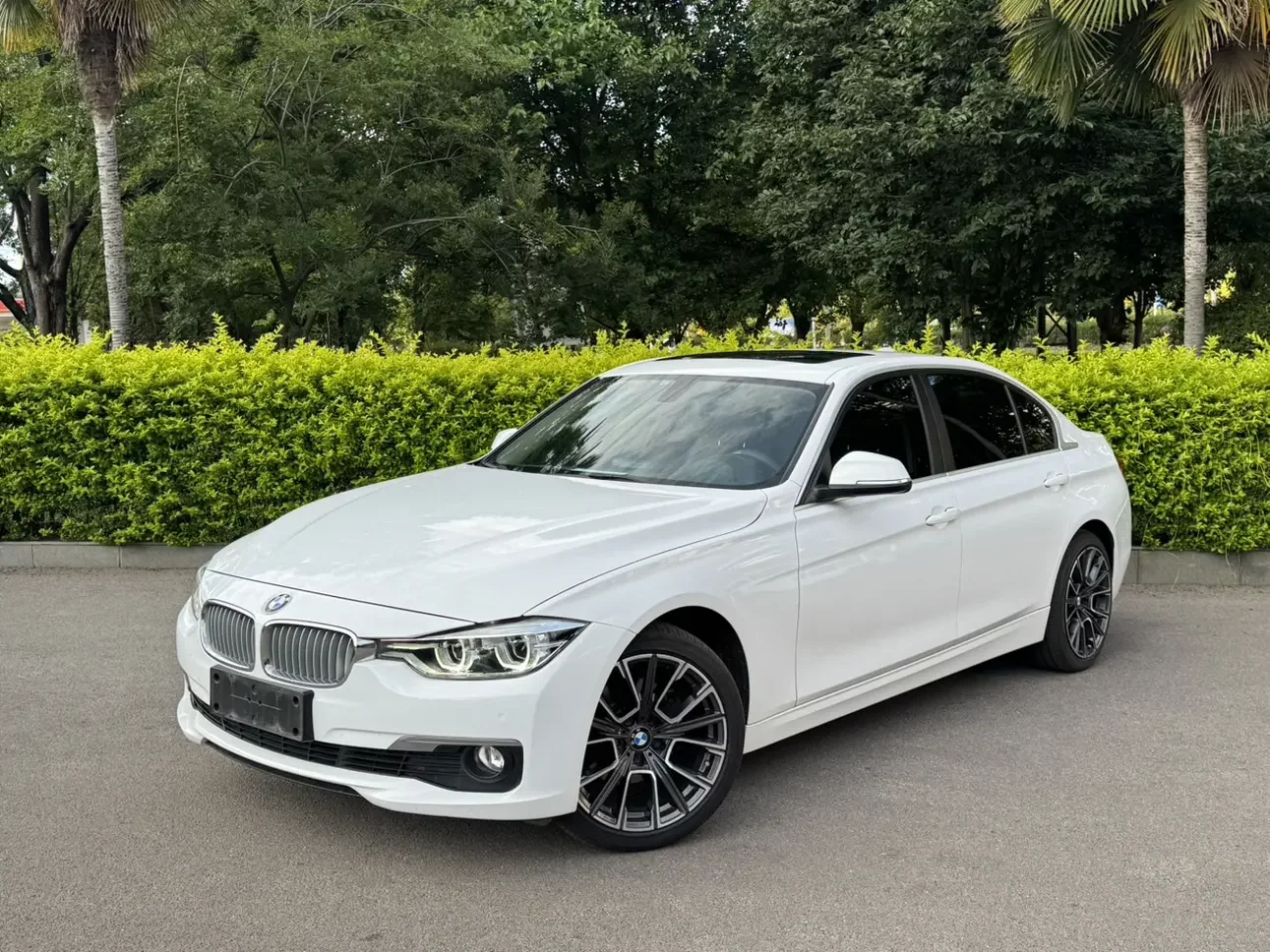 BMW 3 Series  из Китая