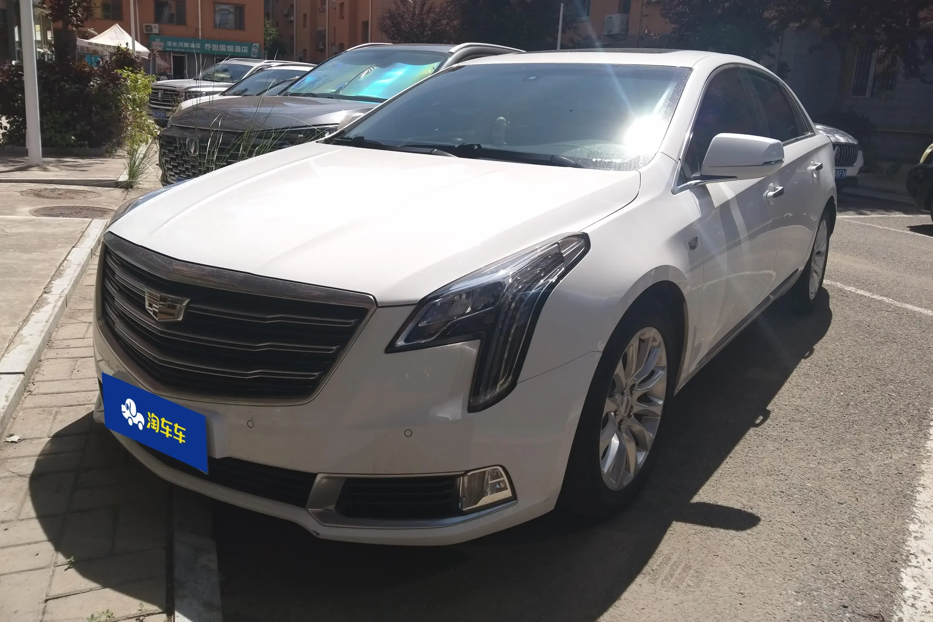 Cadillac XTS  из Китая